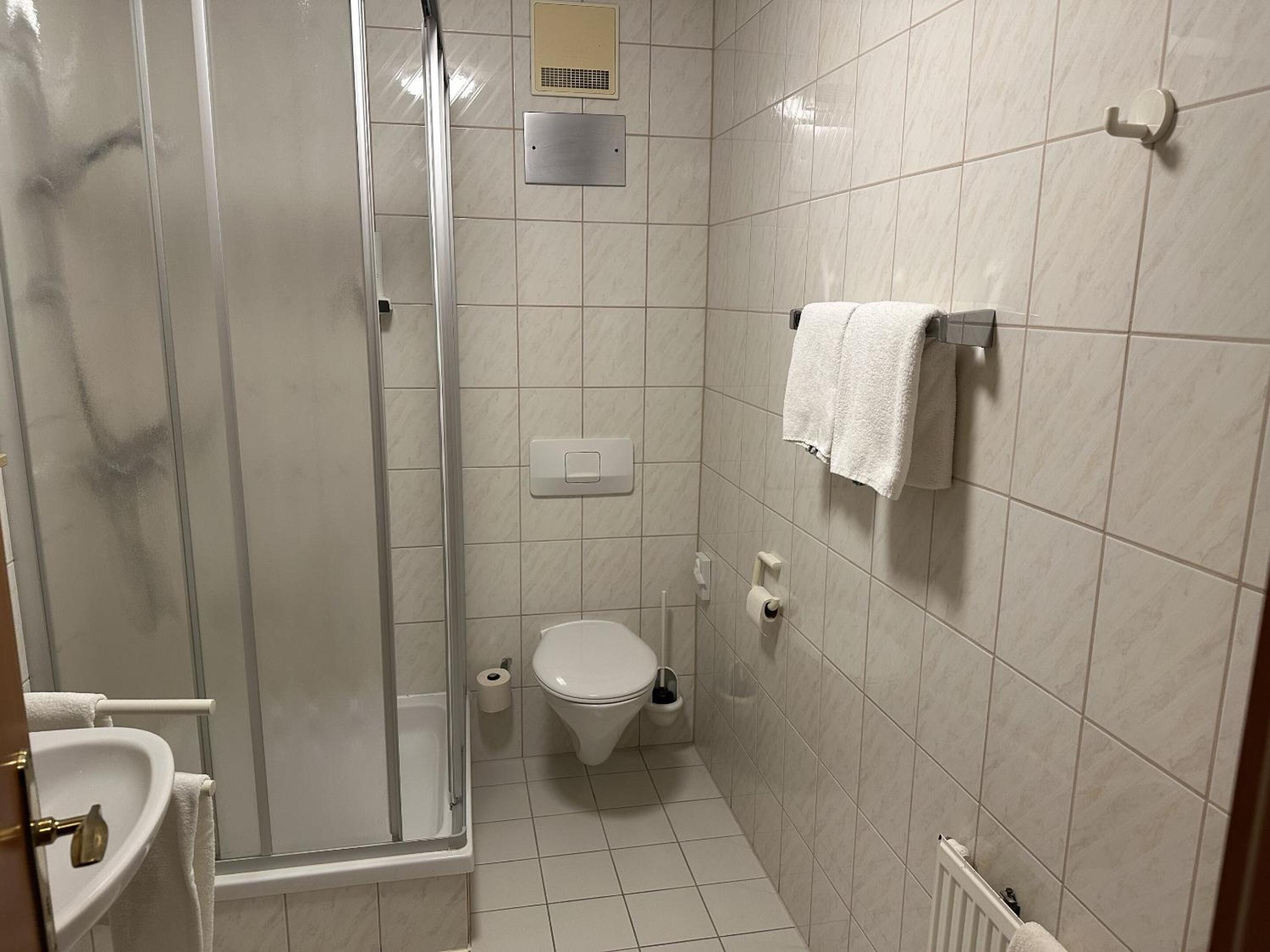 Standard Single Room