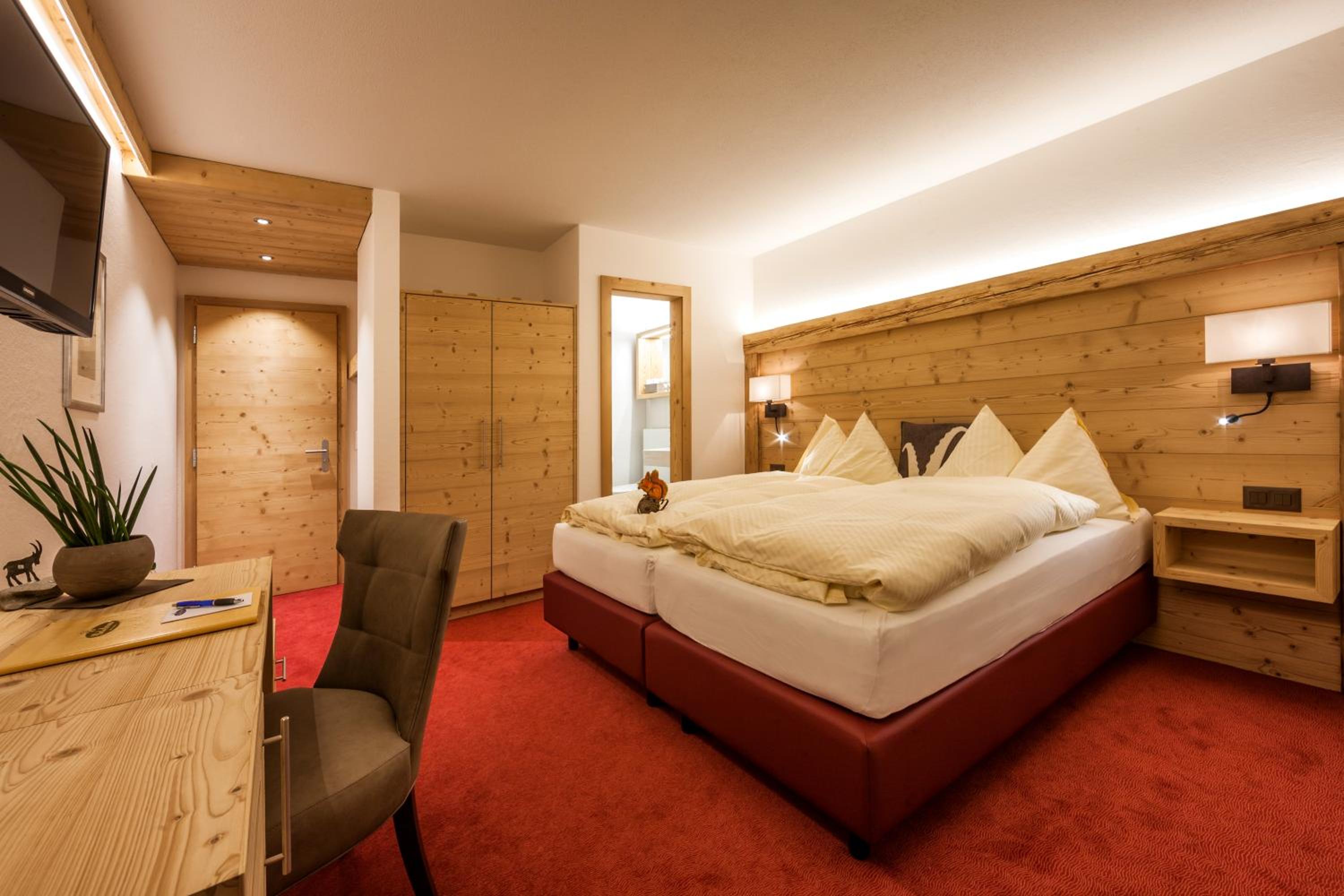 Deluxe Double Room - Photo 5