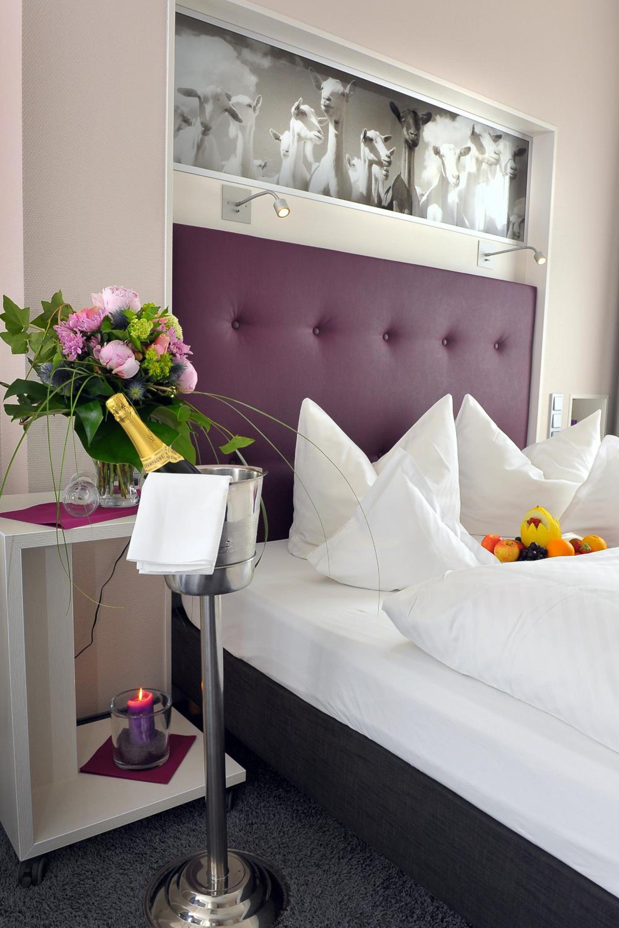 Budget Double Room - Photo 1