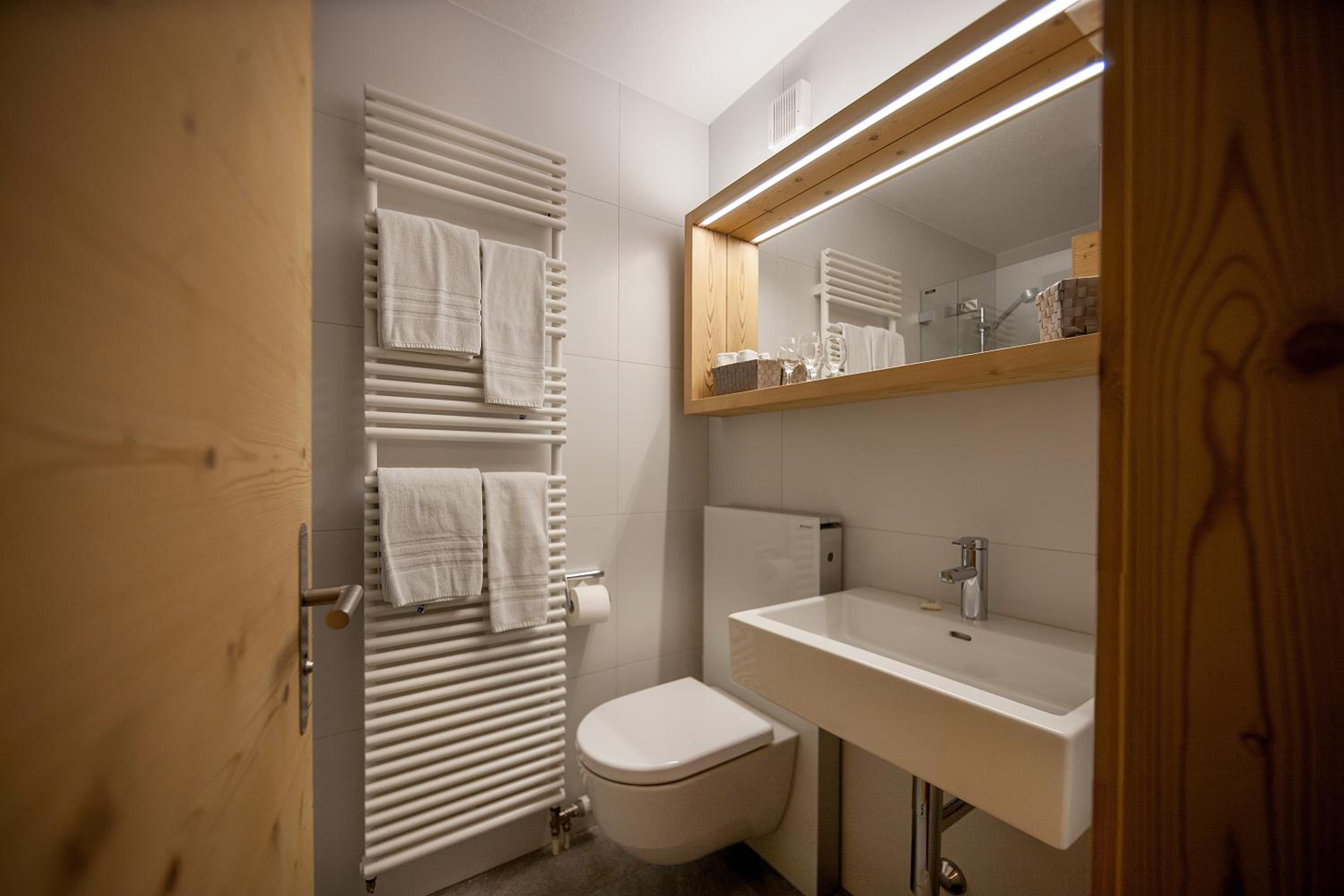 Deluxe Double Room - Photo 4