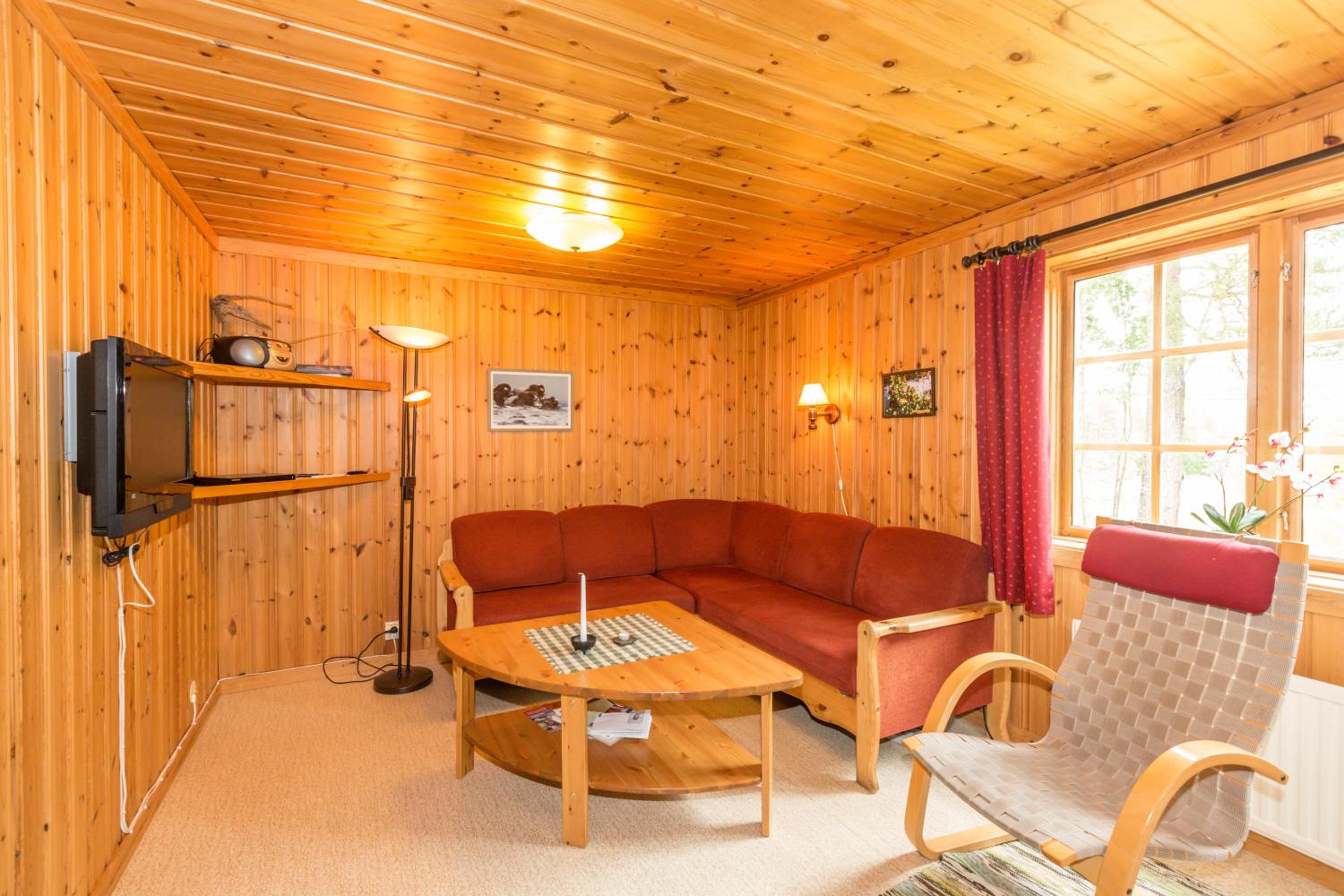 Two-Bedroom House photo 3