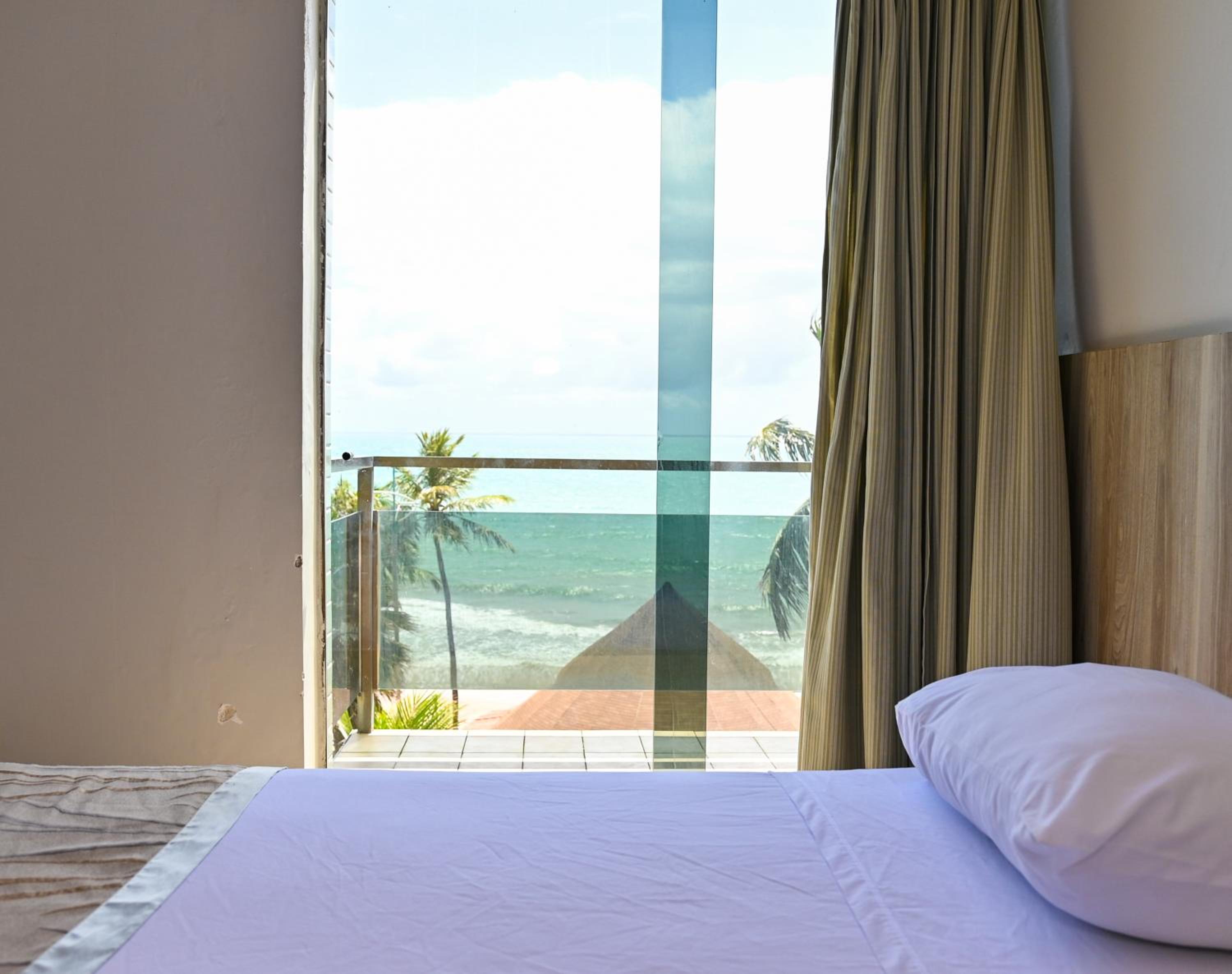 Apartment with Sea View - Photo 7