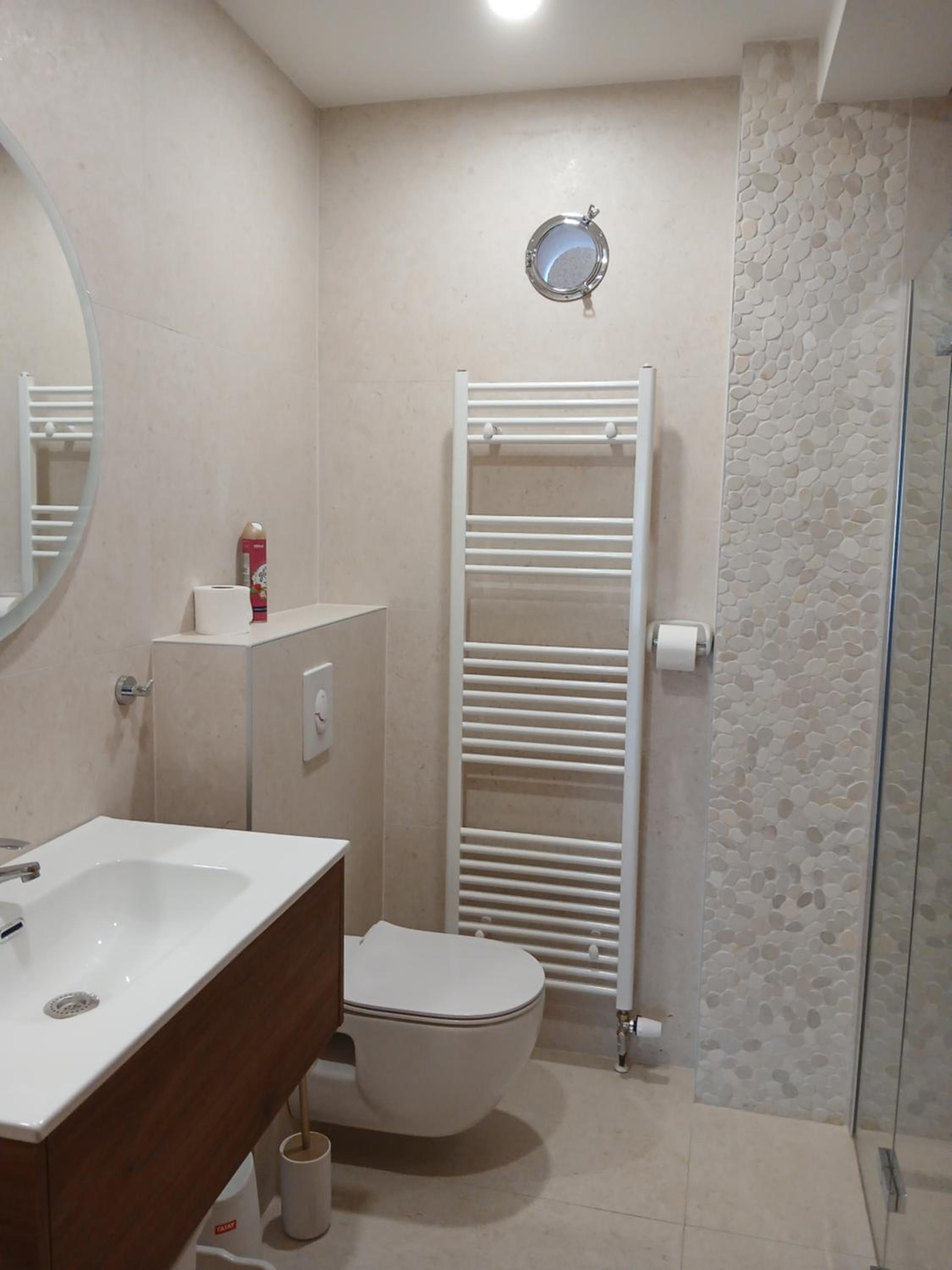Two-Bedroom Deluxe Apartment