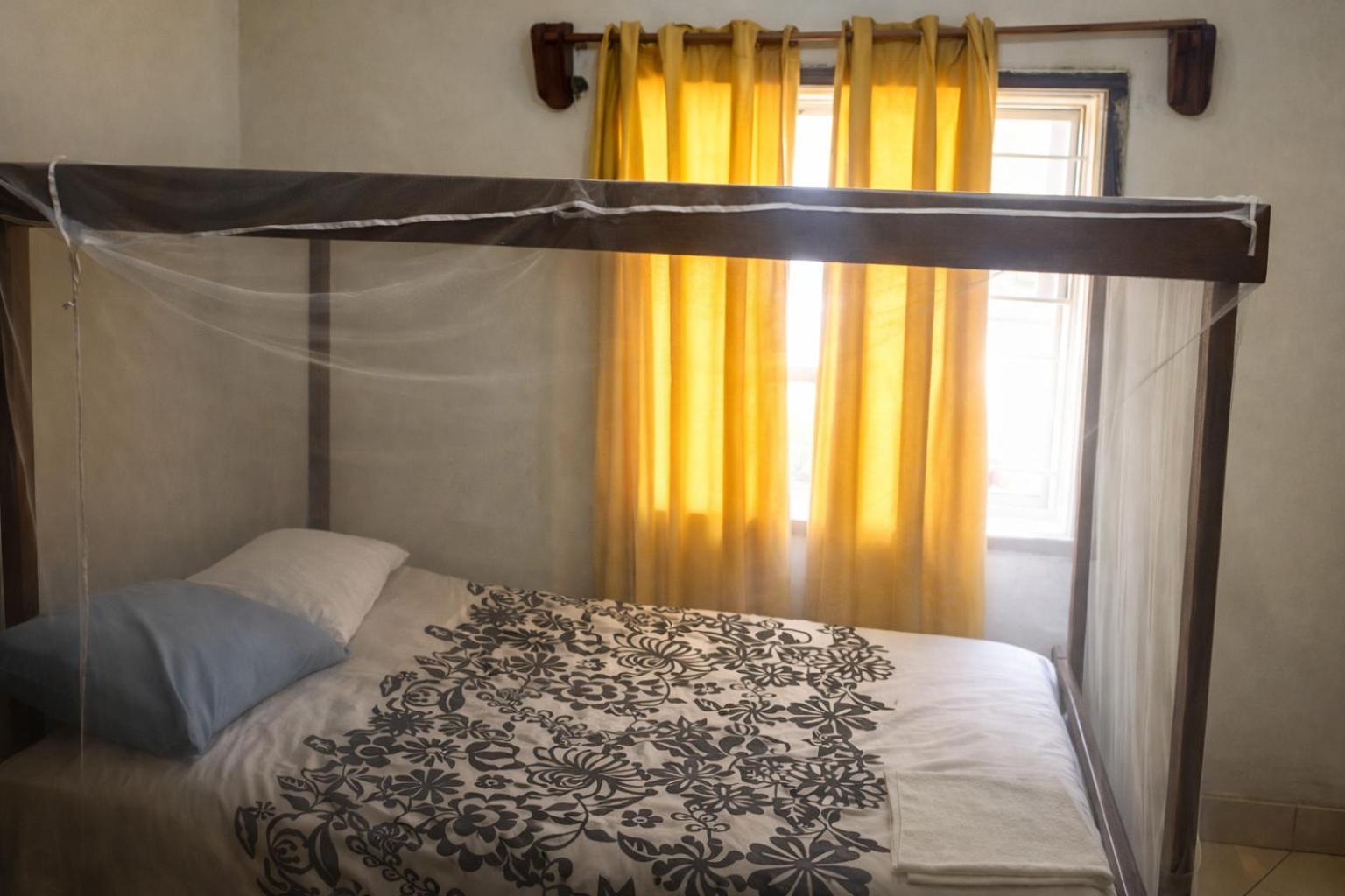 Double Room with Private Bathroom photo 2