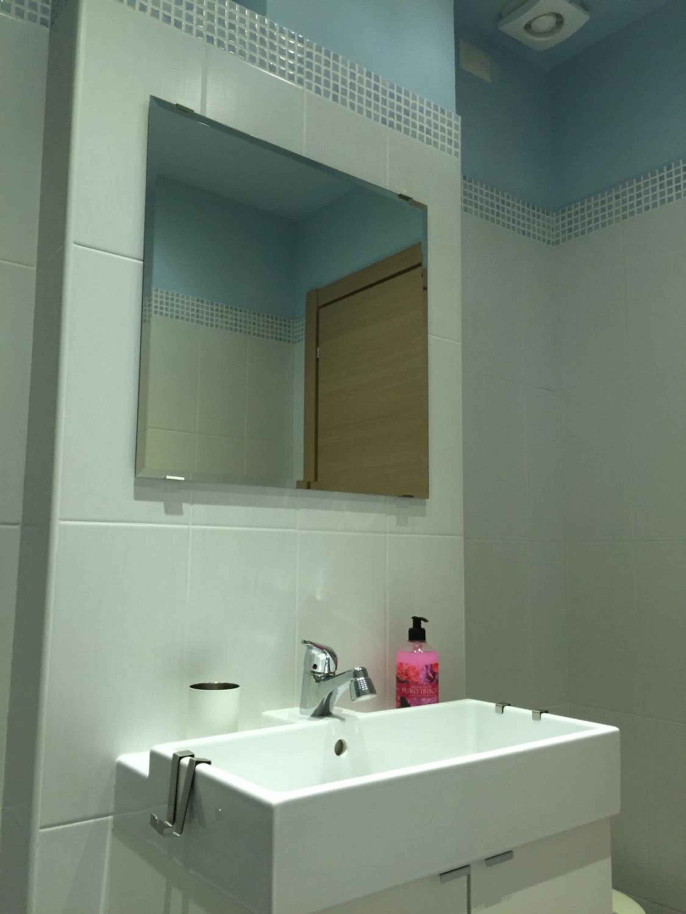 Double or Twin Room with Balcony photo 3