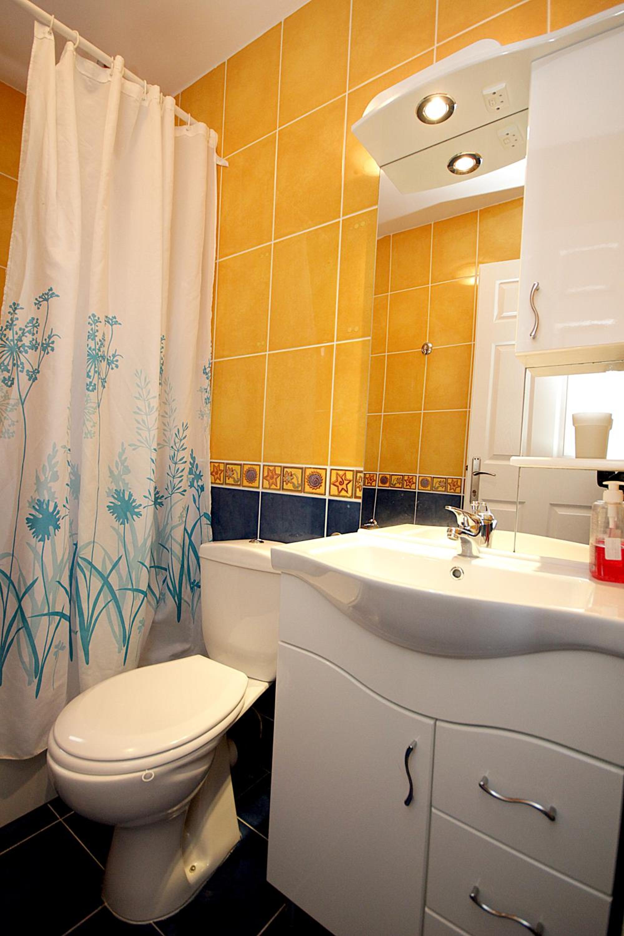 Standard Triple Studio with balcony and Partial Sea View photo 2