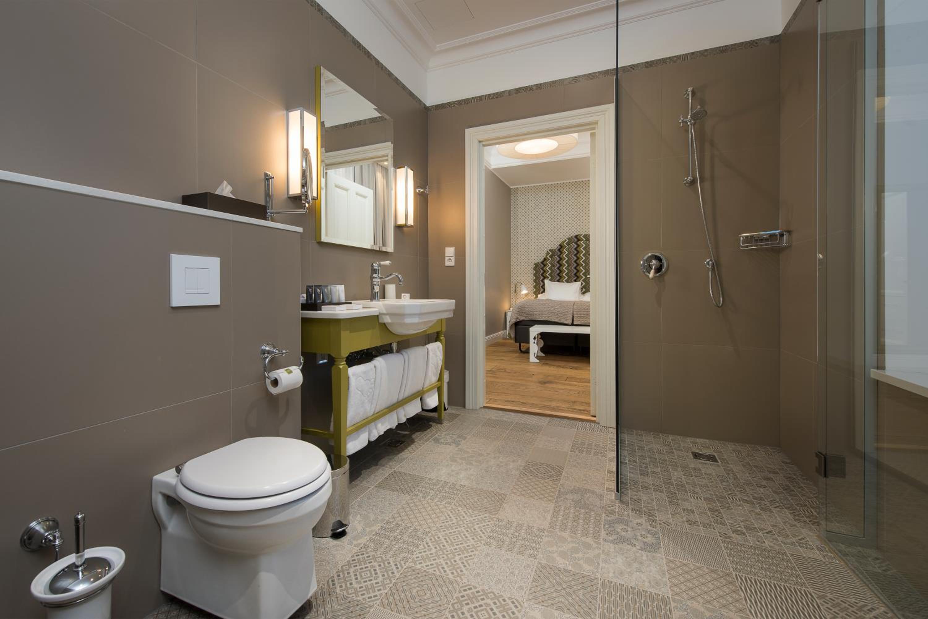 Executive Double or Twin Room with Spa Access  photo 3