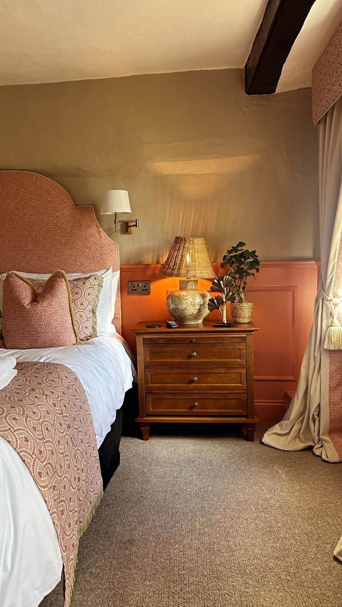 Deluxe Double Room with Bath