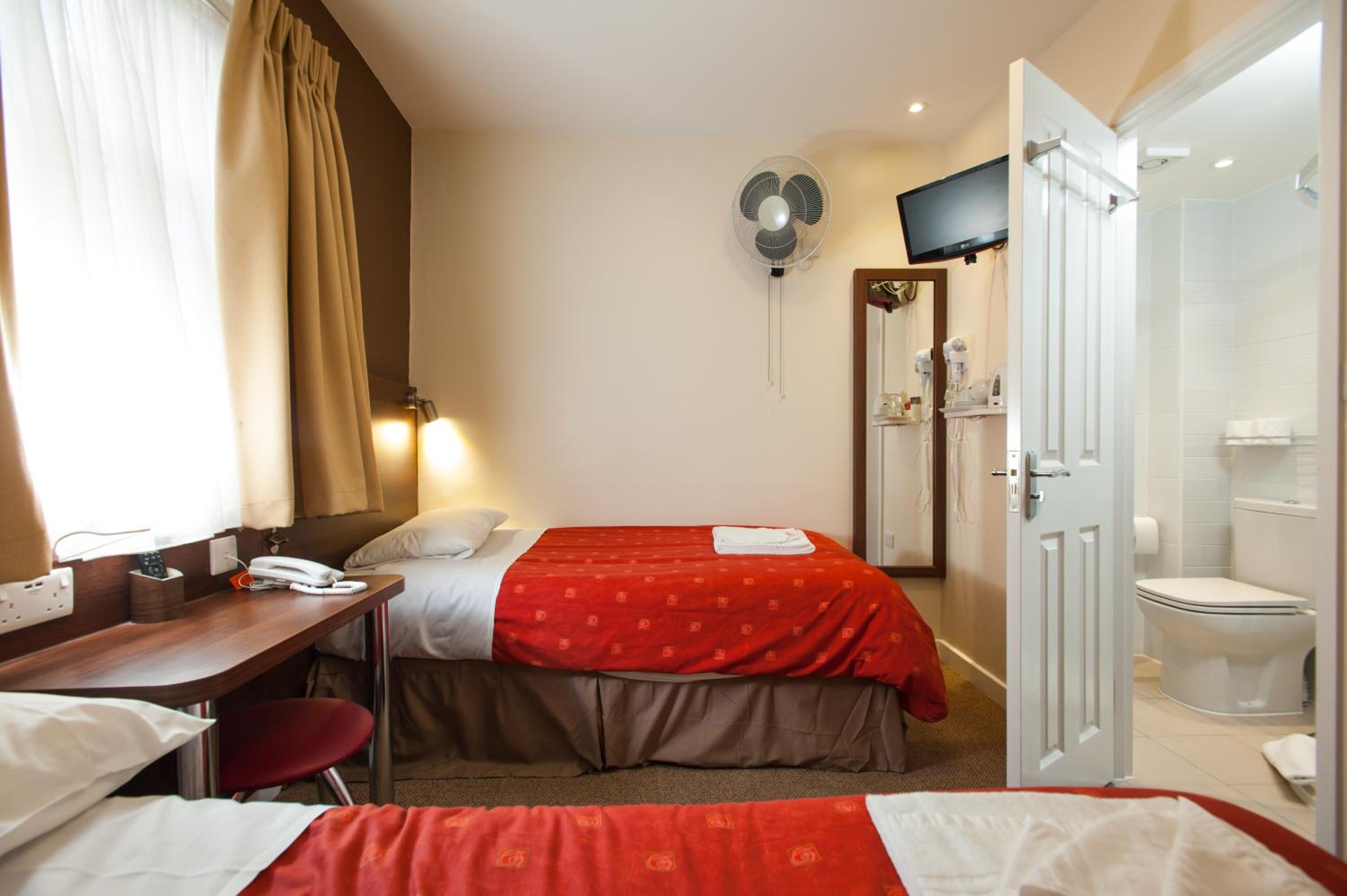 Triple Room photo 3
