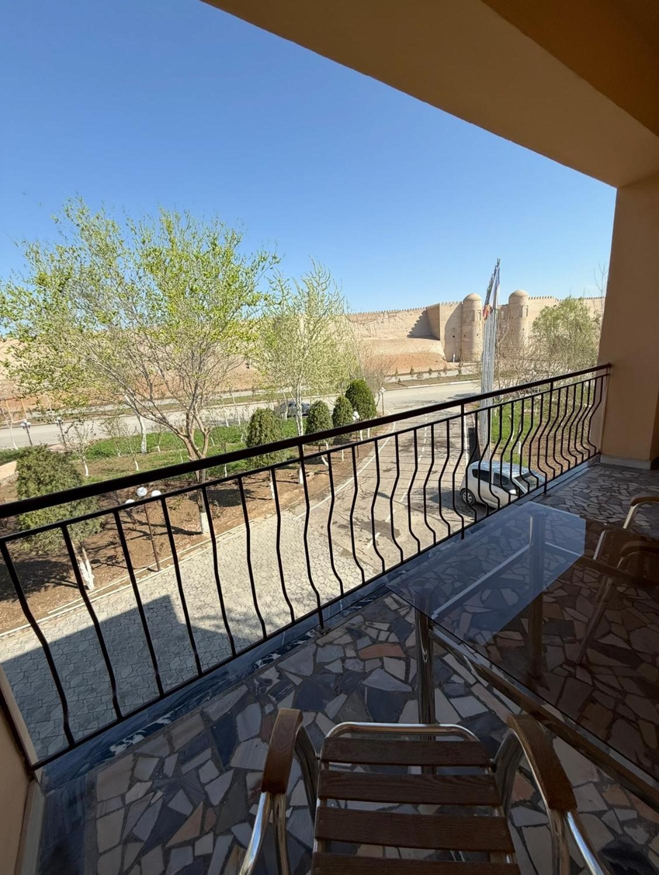 Deluxe Double Room with Balcony photo 2
