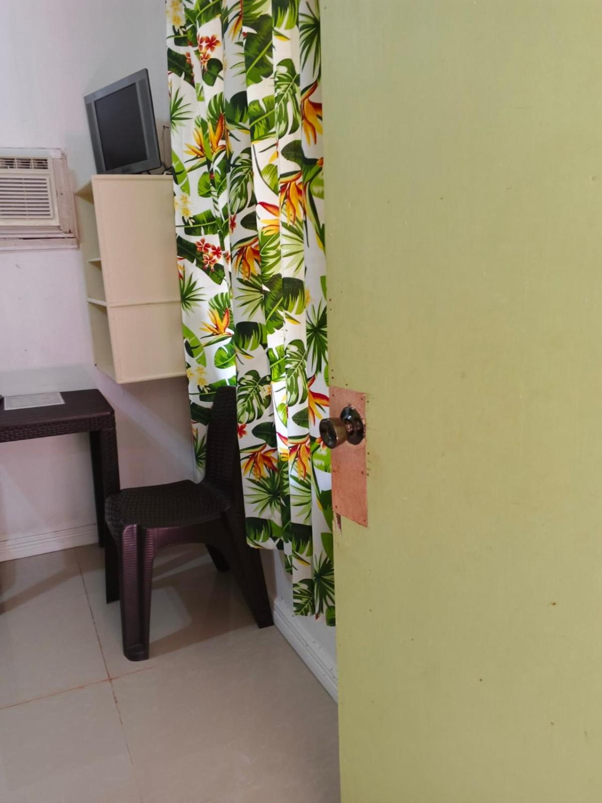 Deluxe Double Room - Photo 12