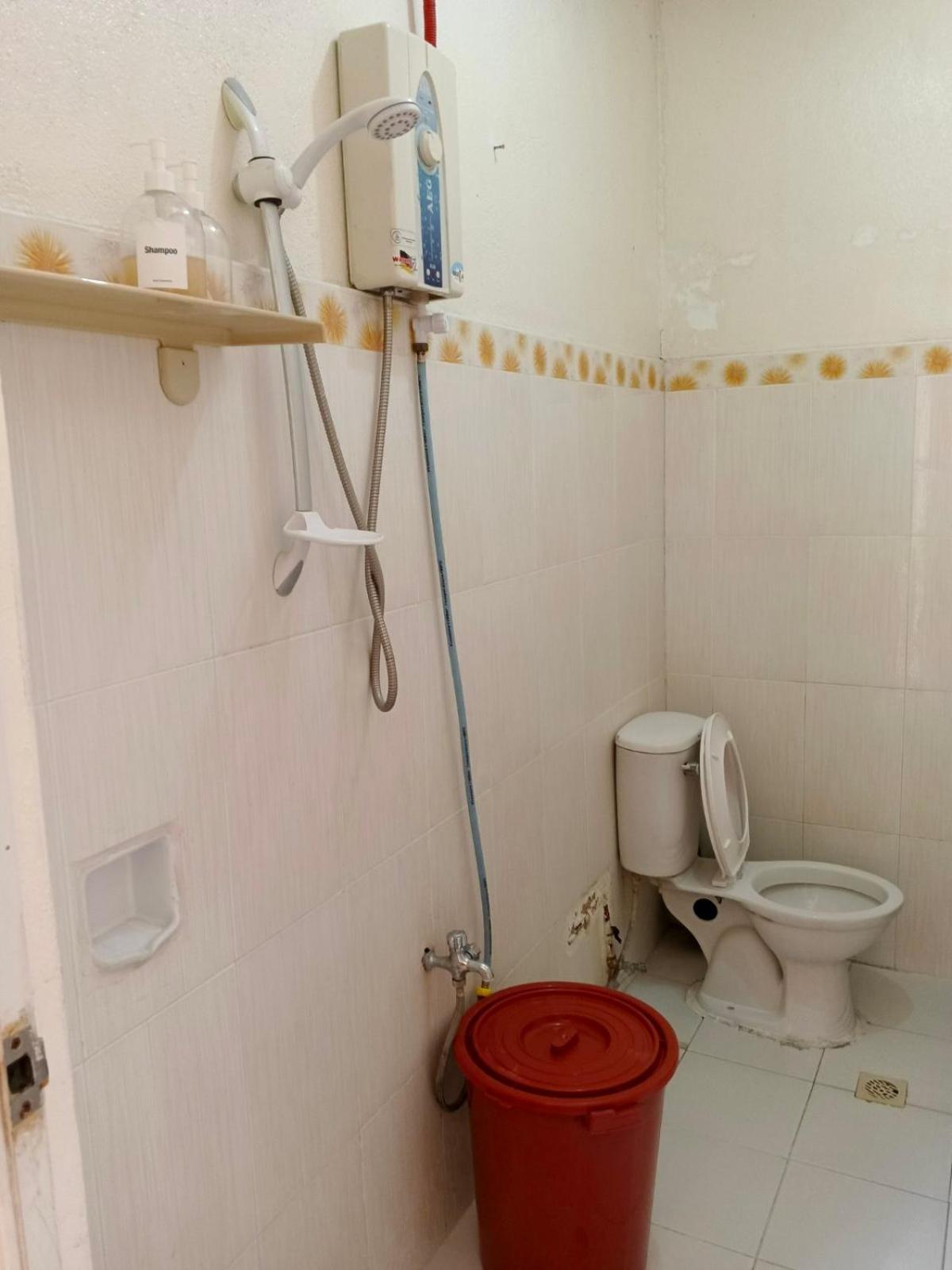 Deluxe Double Room - Photo 11