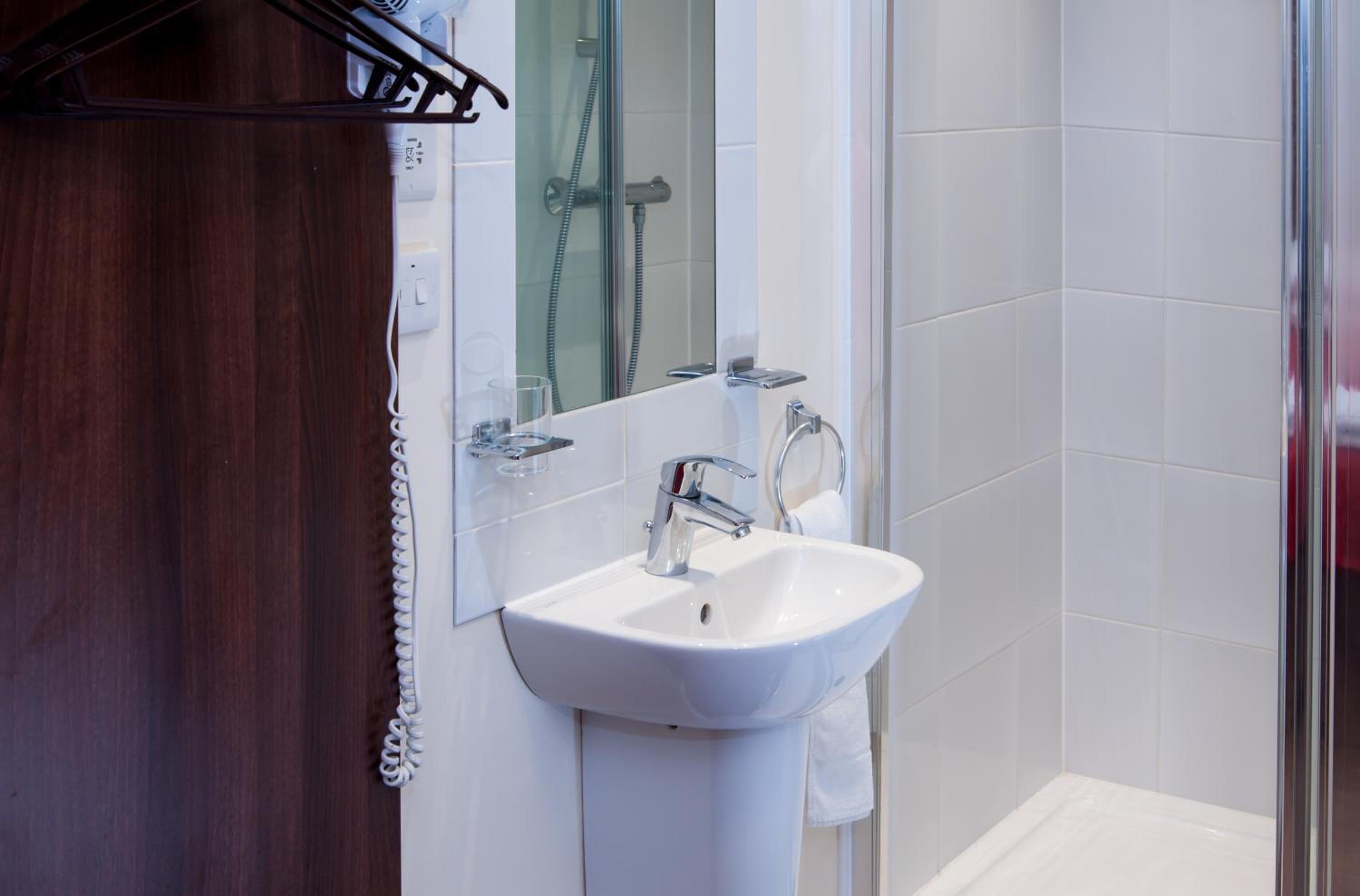 Double Room with Shared Toilet photo 3