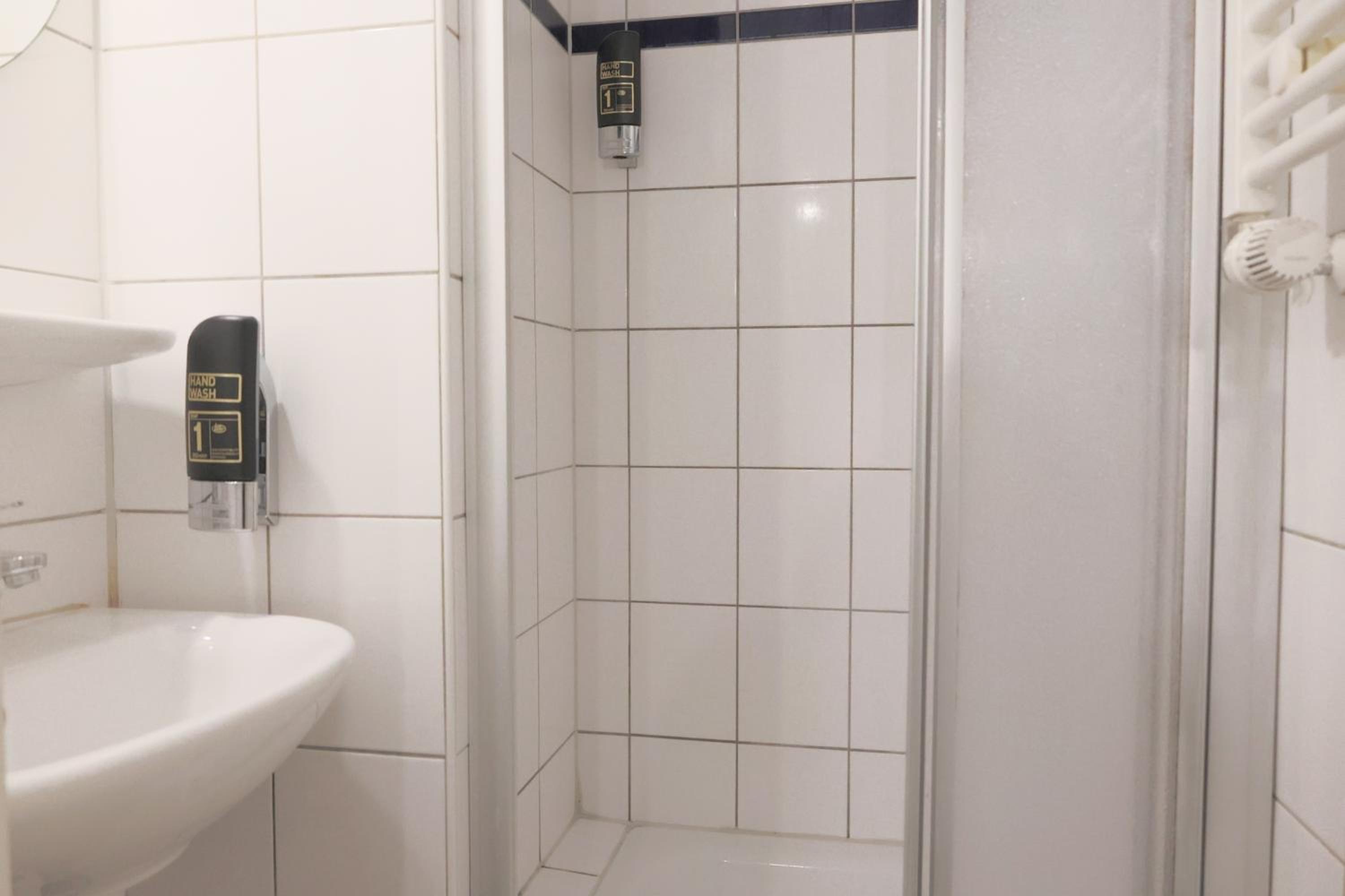 Twin Room for Single Use photo 3
