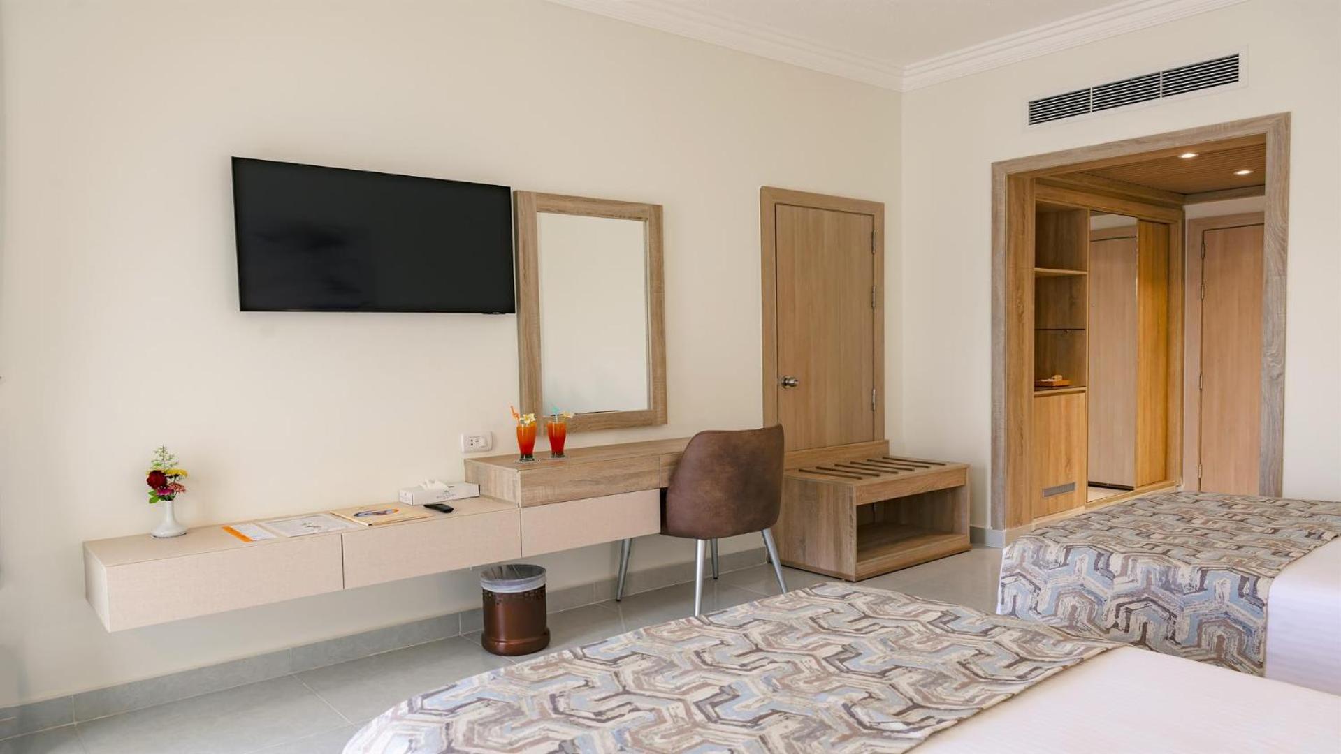 Superior Double or Twin Room with Sea View