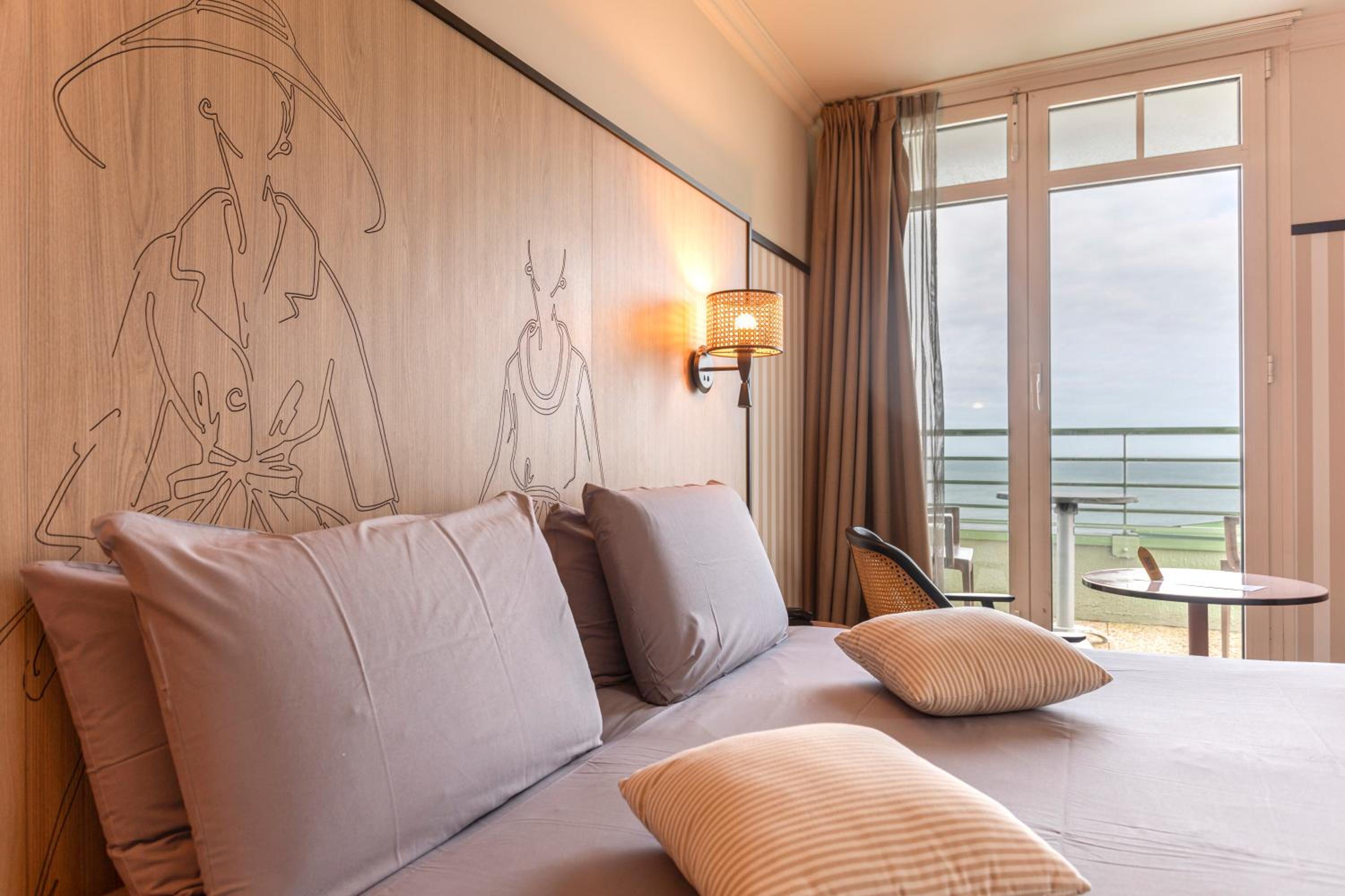 Couture Privilege Room with Sea View - Photo 1