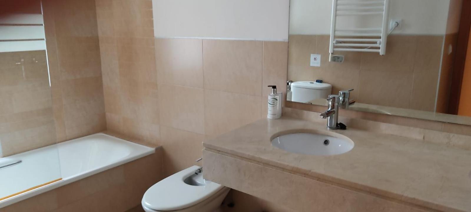 Two-Bedroom Deluxe Apartment with Balcony photo 3