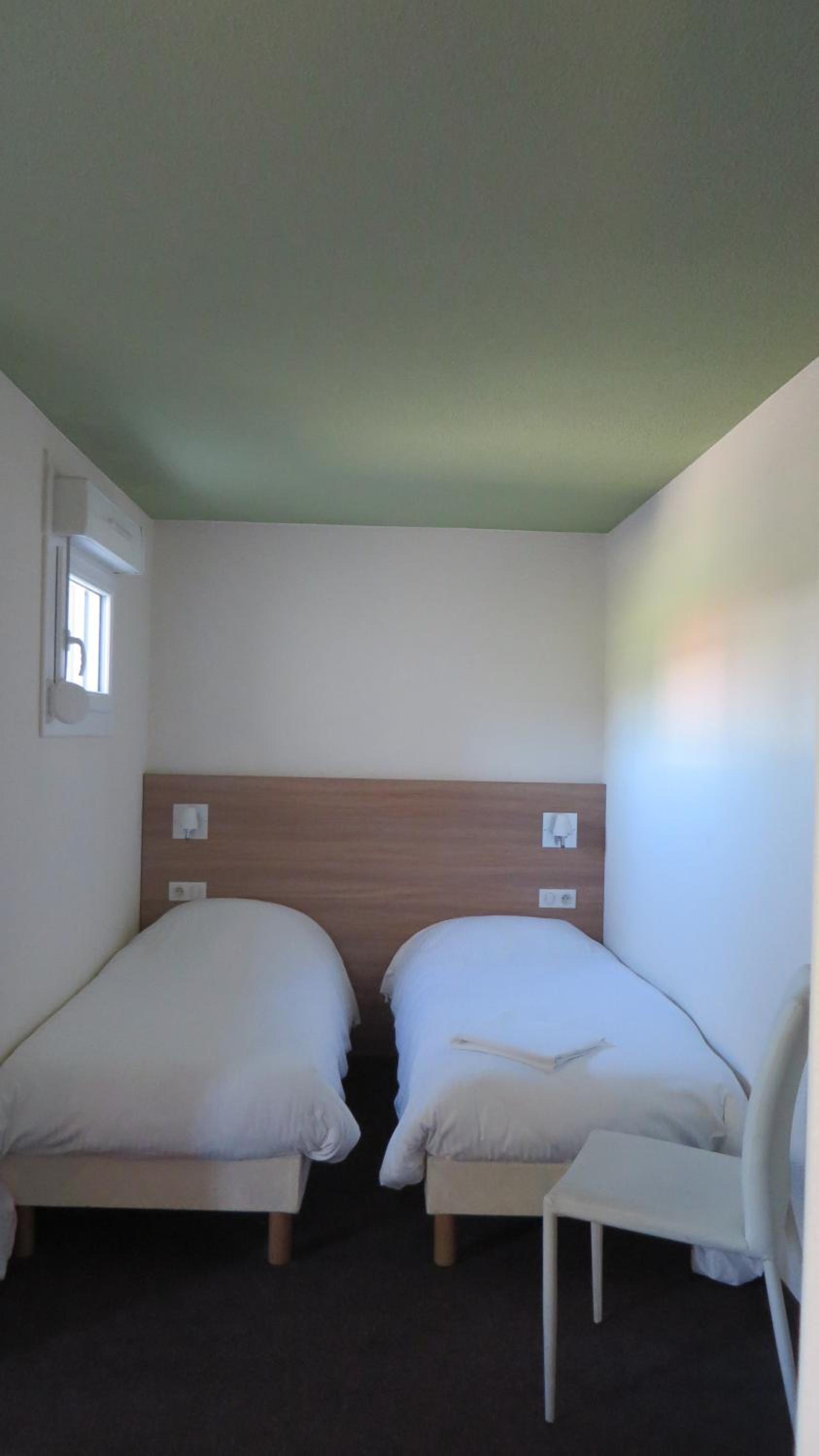 Superior Twin Room photo 3
