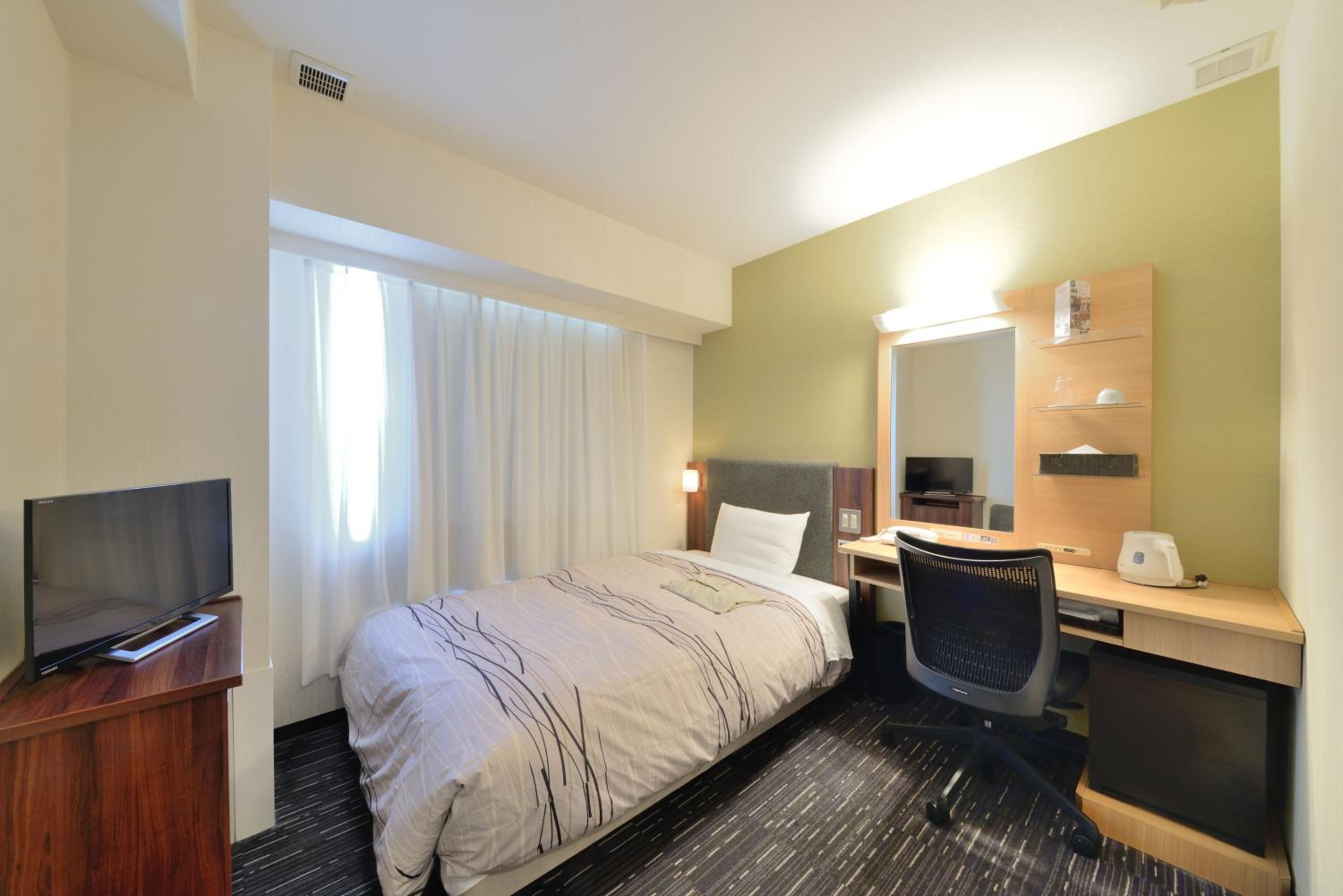 Single Room - Non-Smoking