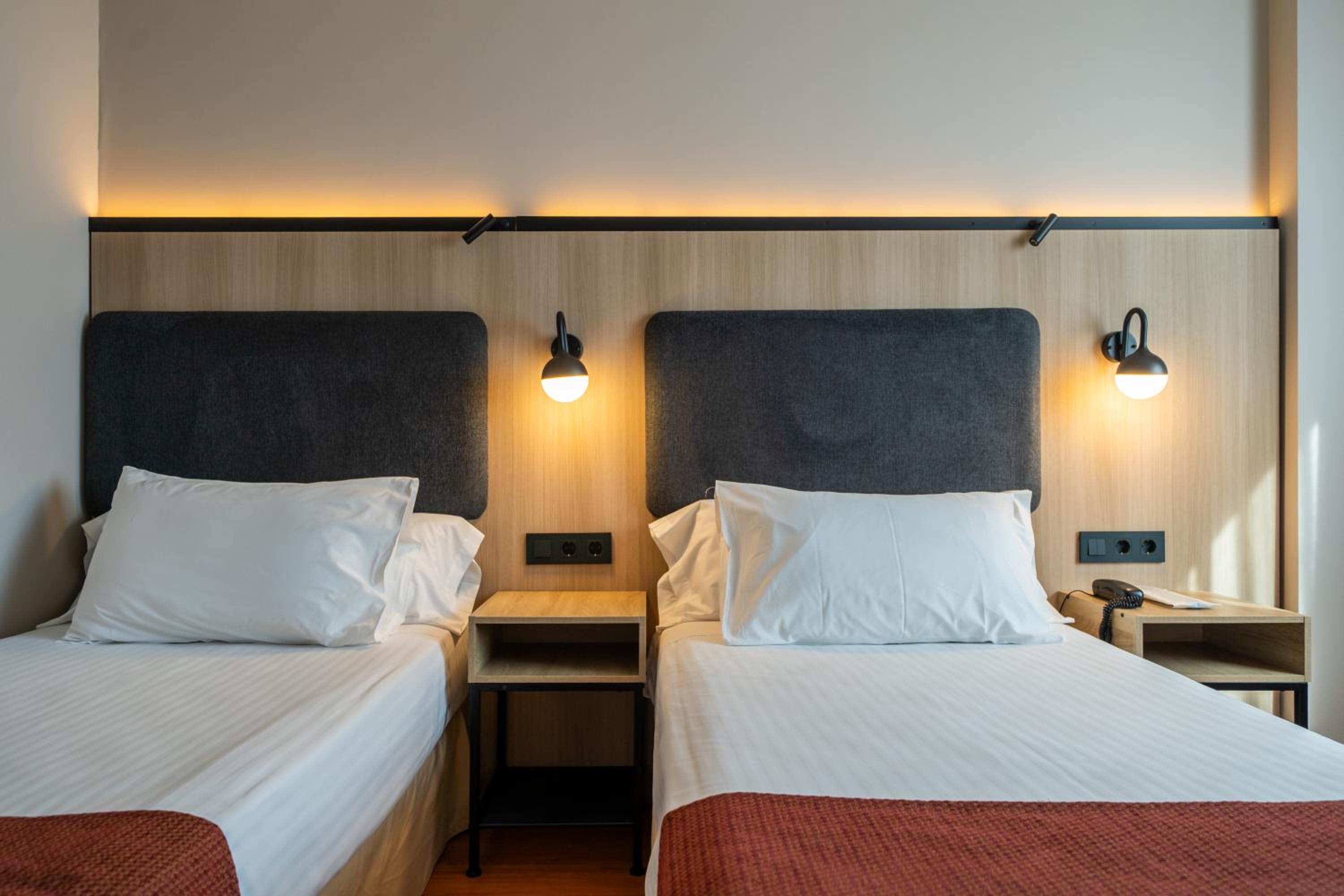 Standard Plus Room - Photo 13
