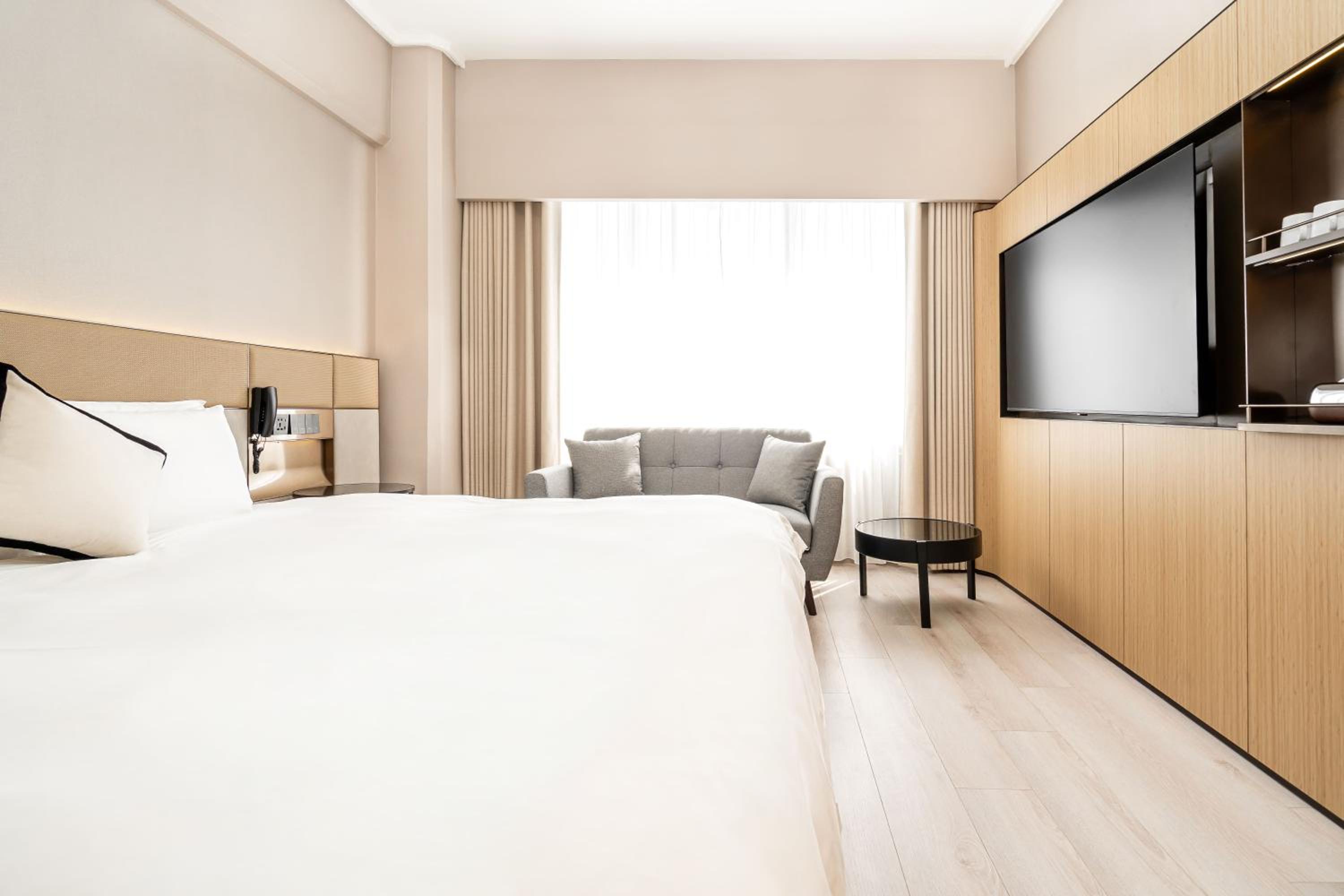 Deluxe Double Room - Photo 1
