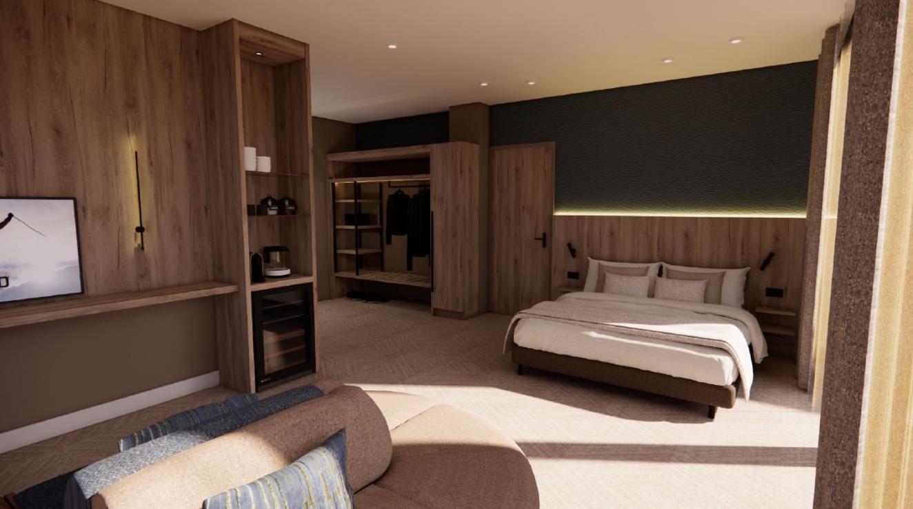 Executive Suite - Photo 2