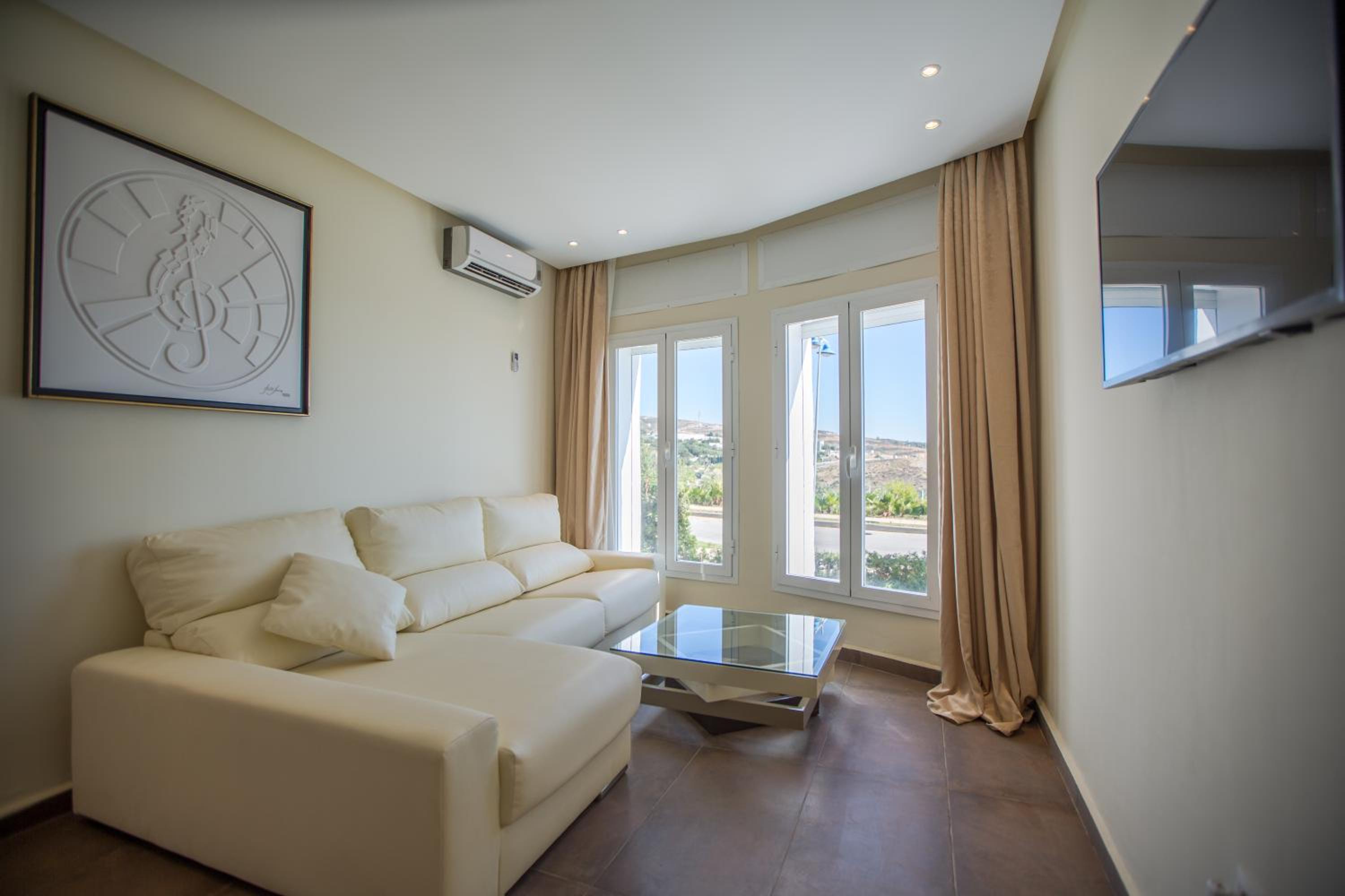 Royal Suite - Photo 9
