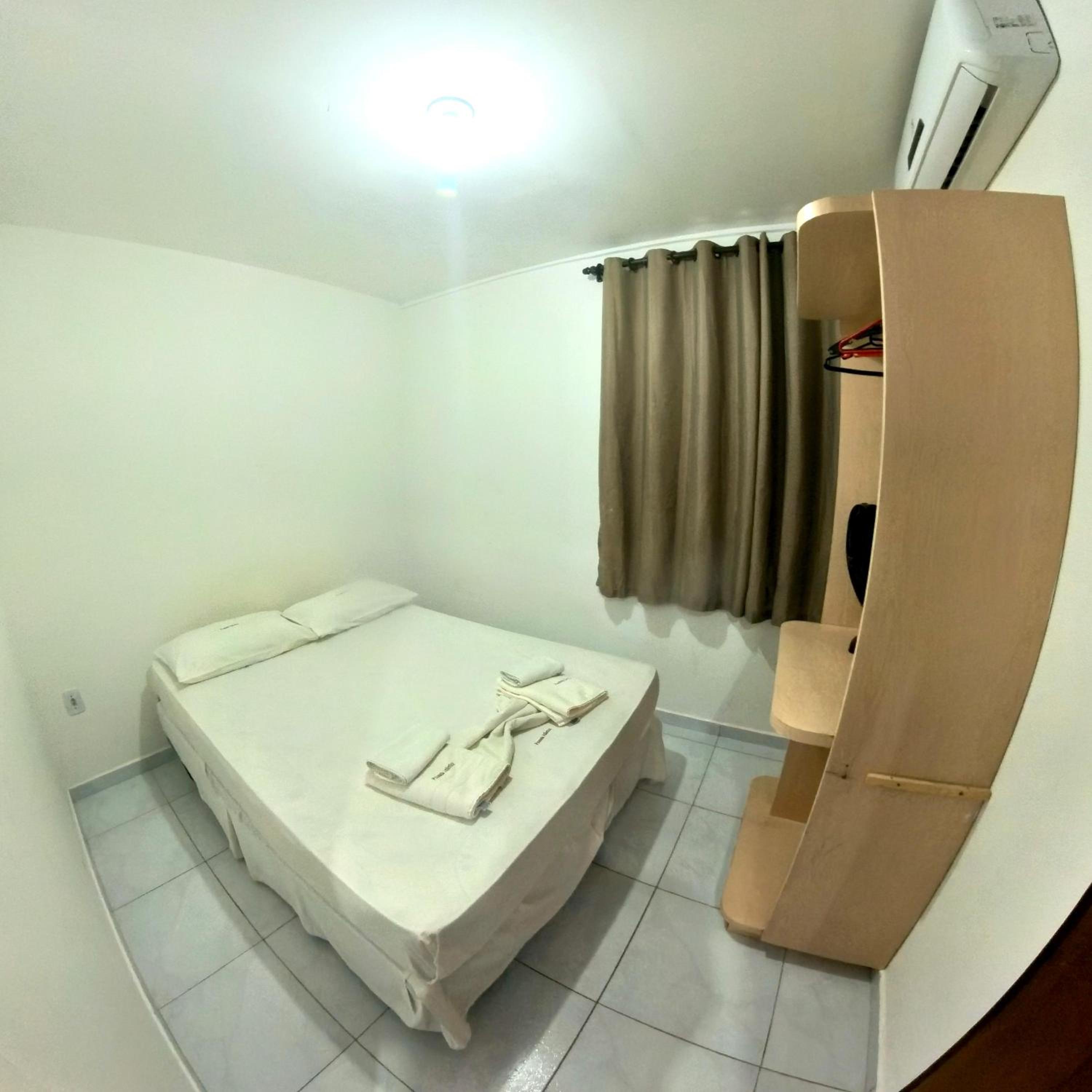 One-Bedroom Apartment - Non-Smoking