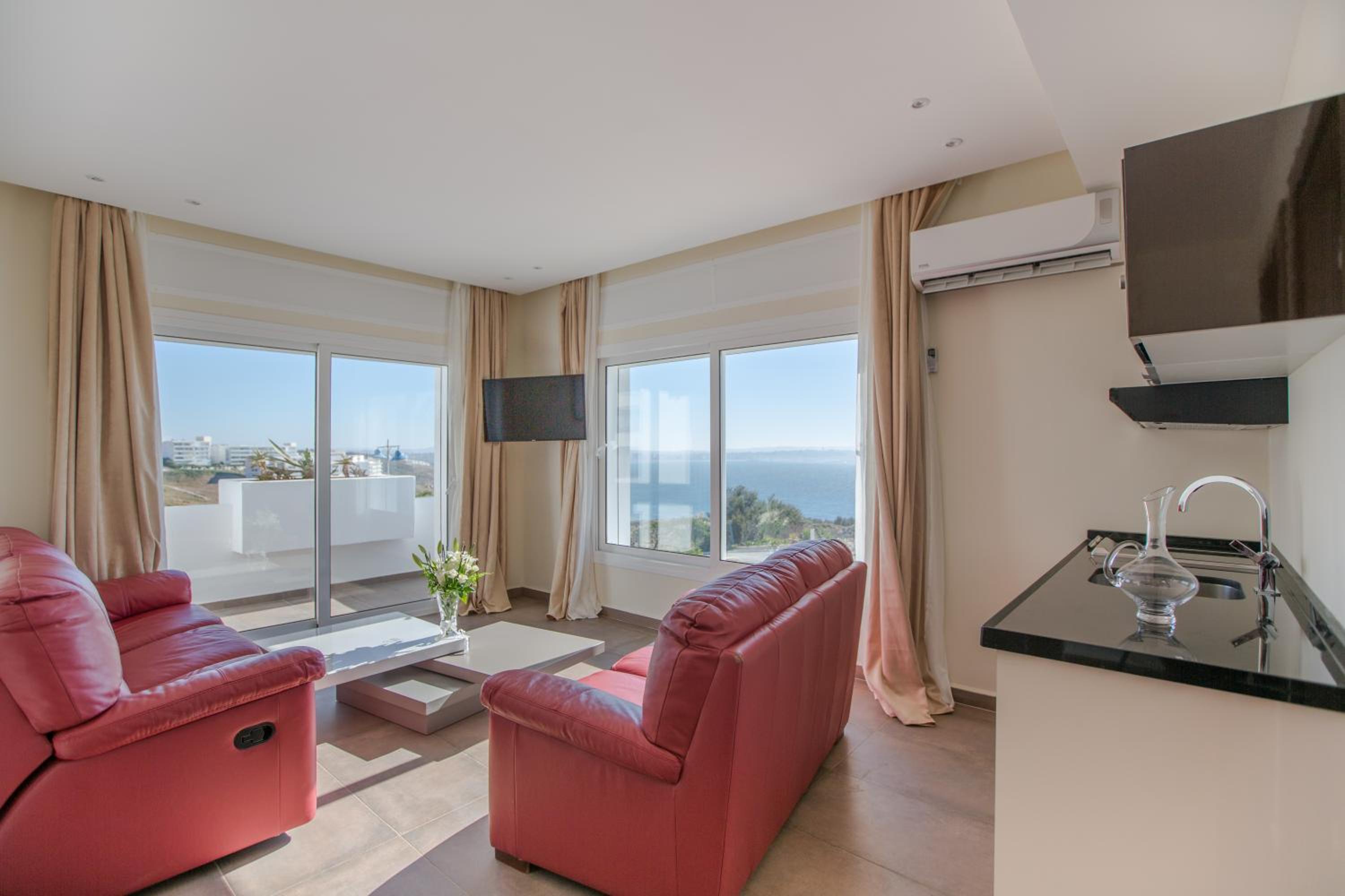 Two-Bedroom Apartment - Photo 7