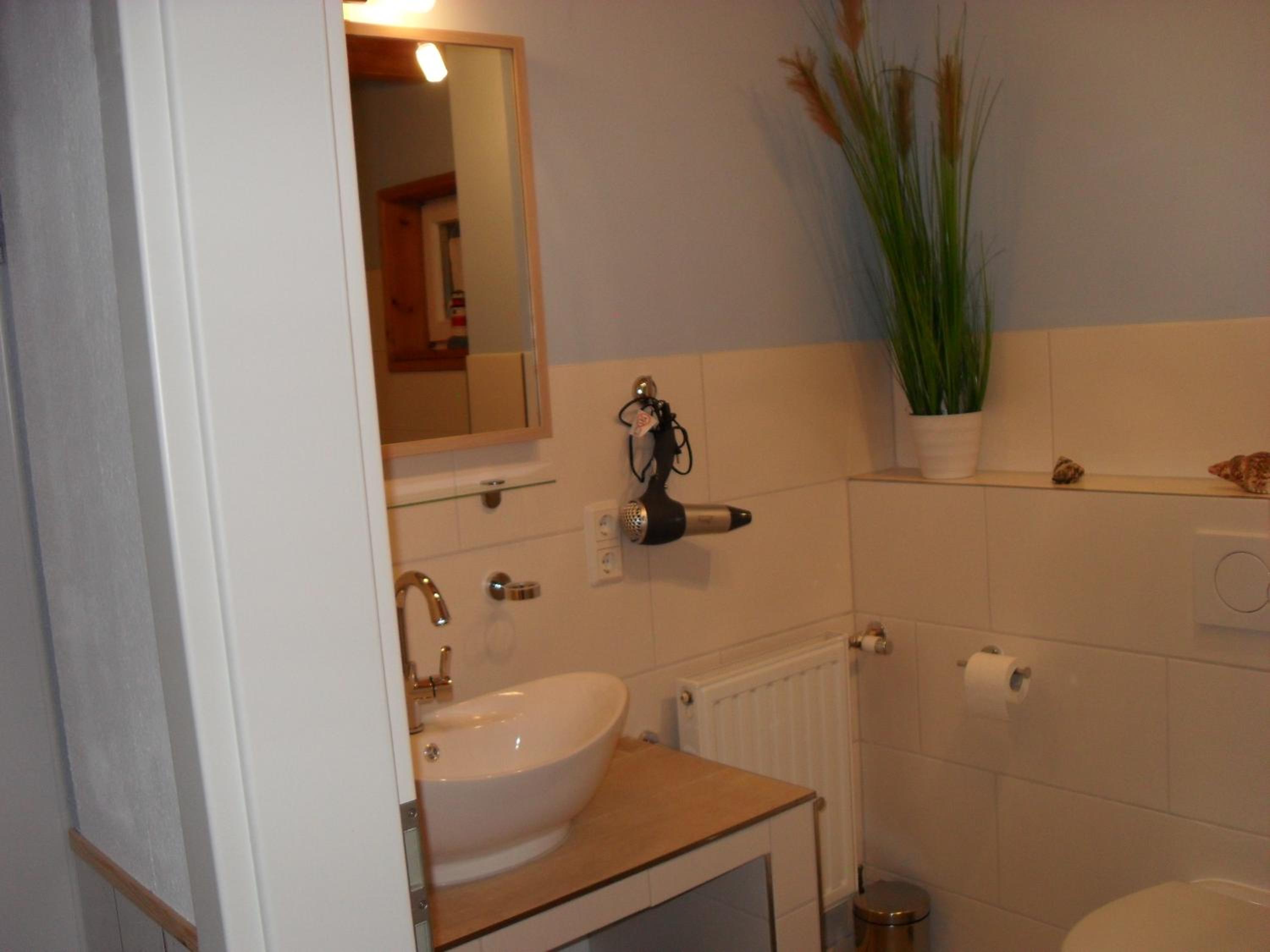 Apartment - Ground Floor photo 2