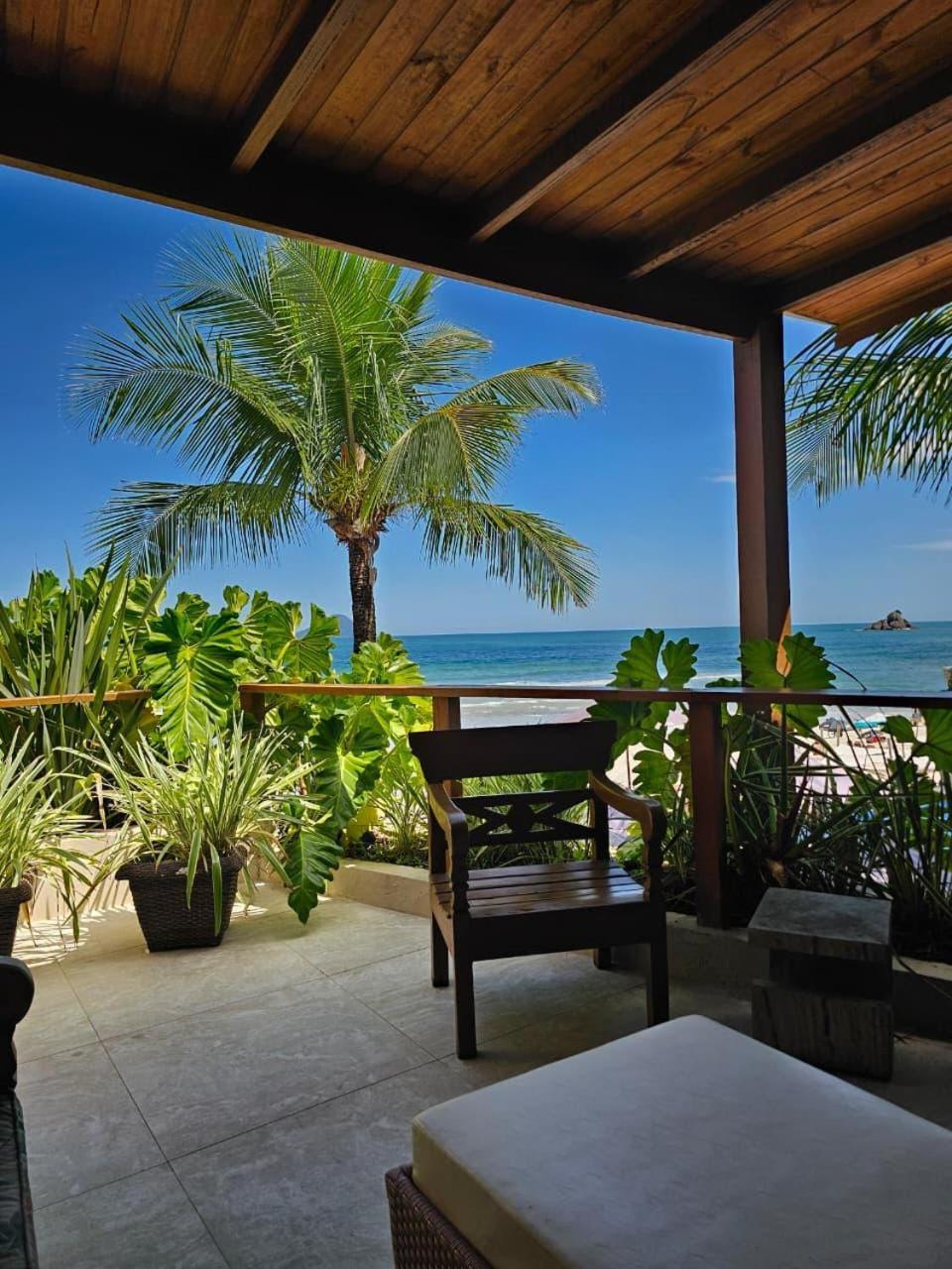 Deluxe Suite with Sea View photo 2