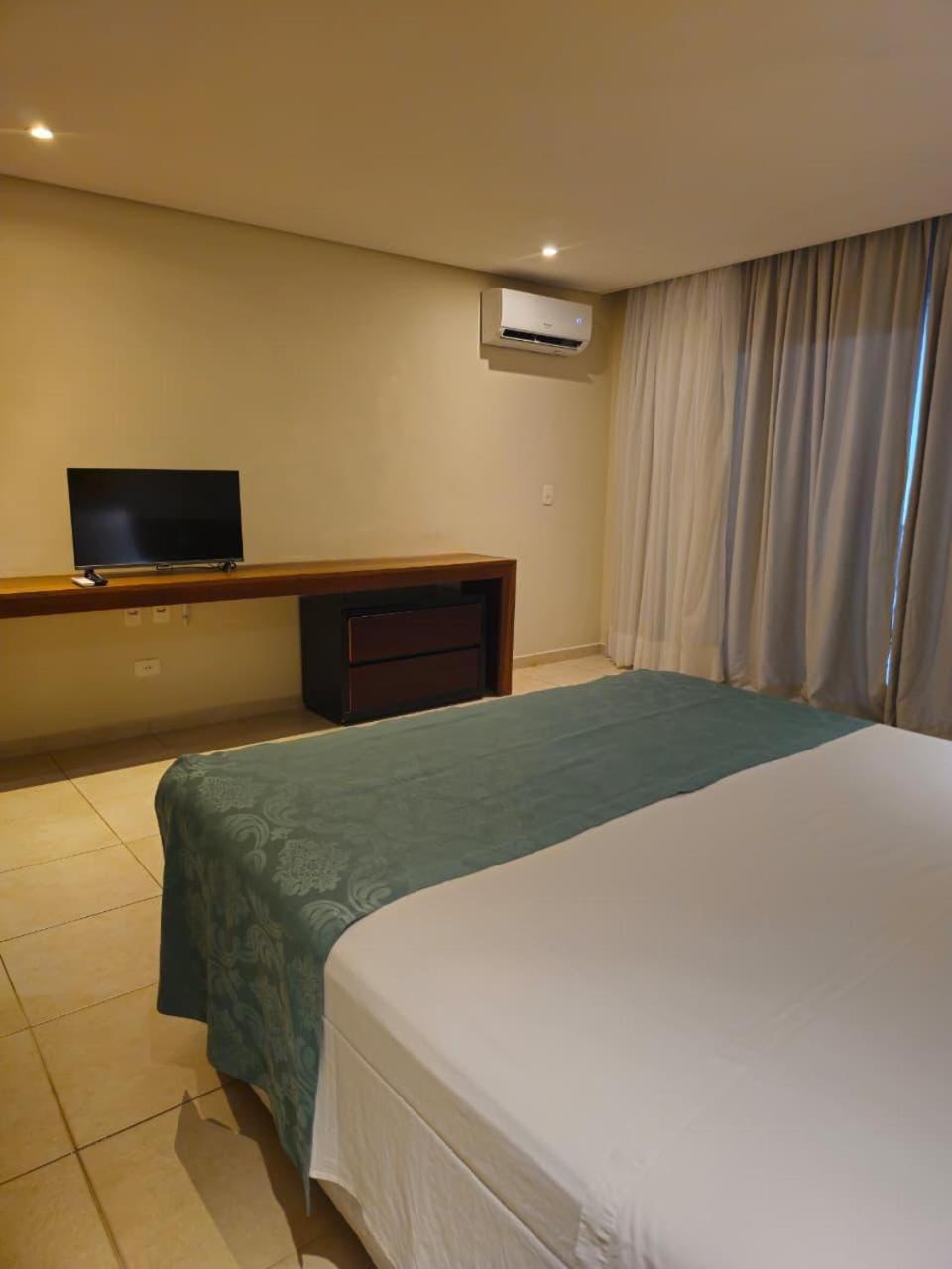 Deluxe Suite with Sea View