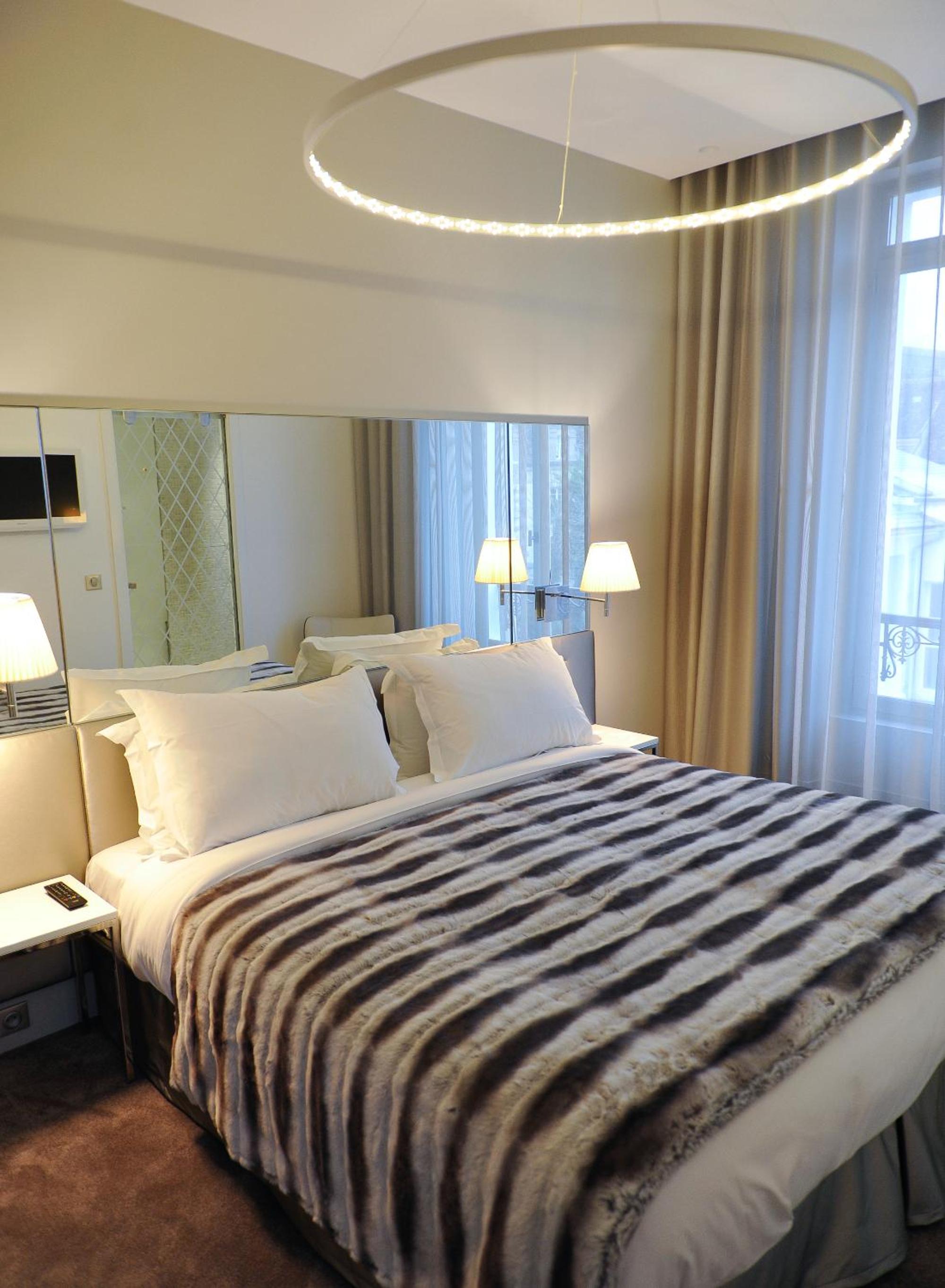 Superior Double or Twin Room - Photo 8