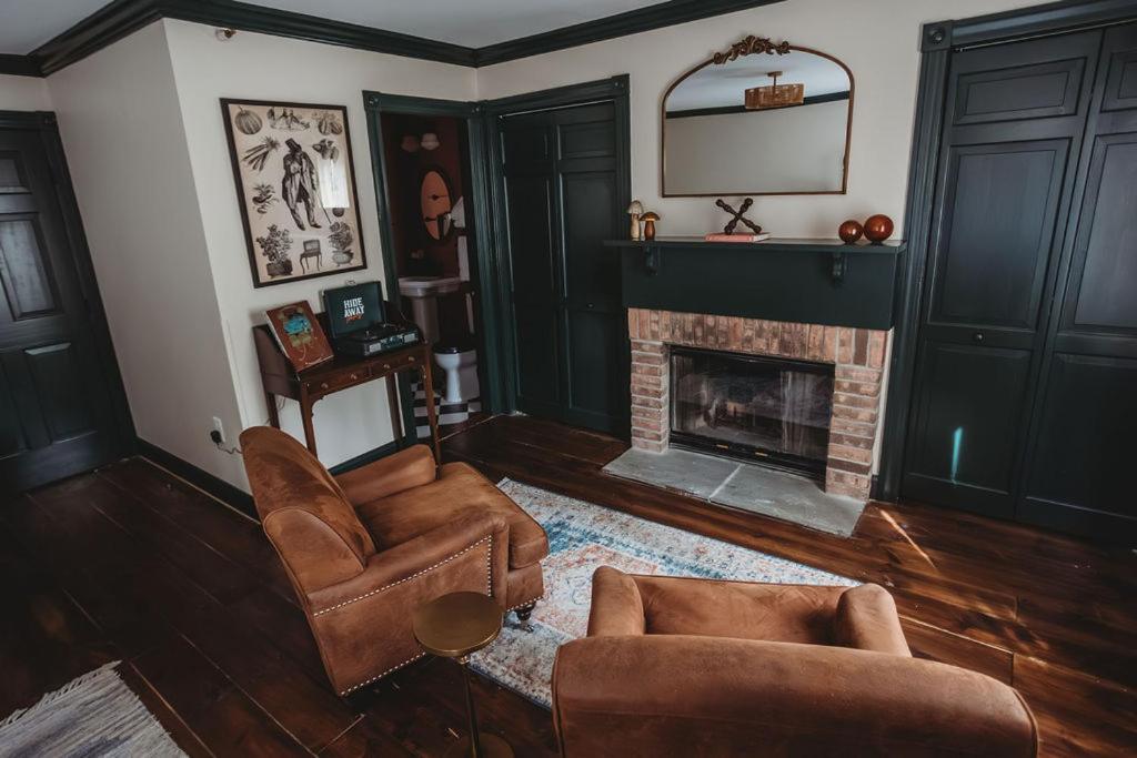 Family Studio