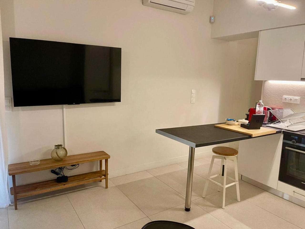 Apartment photo 1