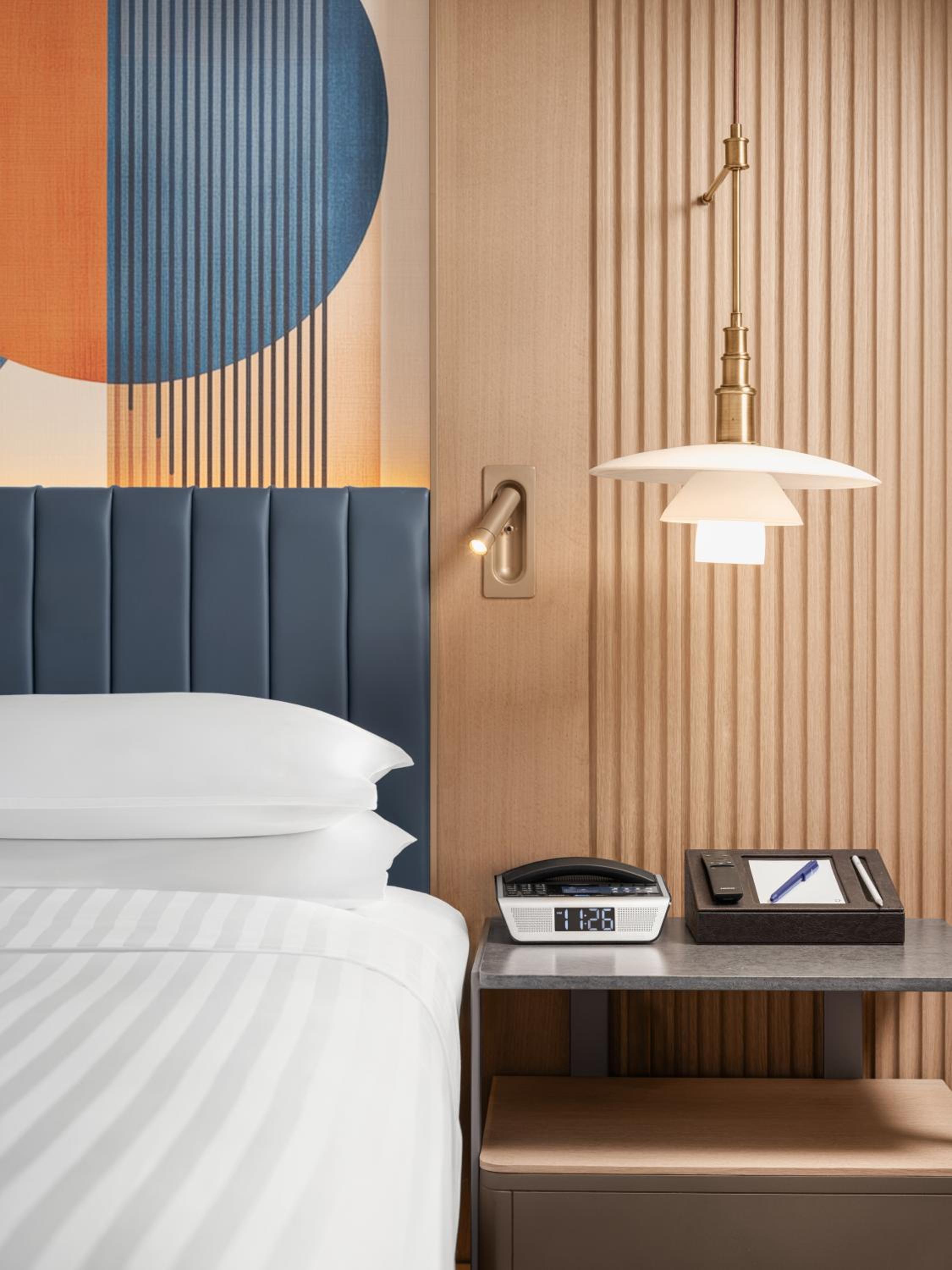Deluxe Guest Room, 1 King Bed, Galata Tower View, High Floor photo 1