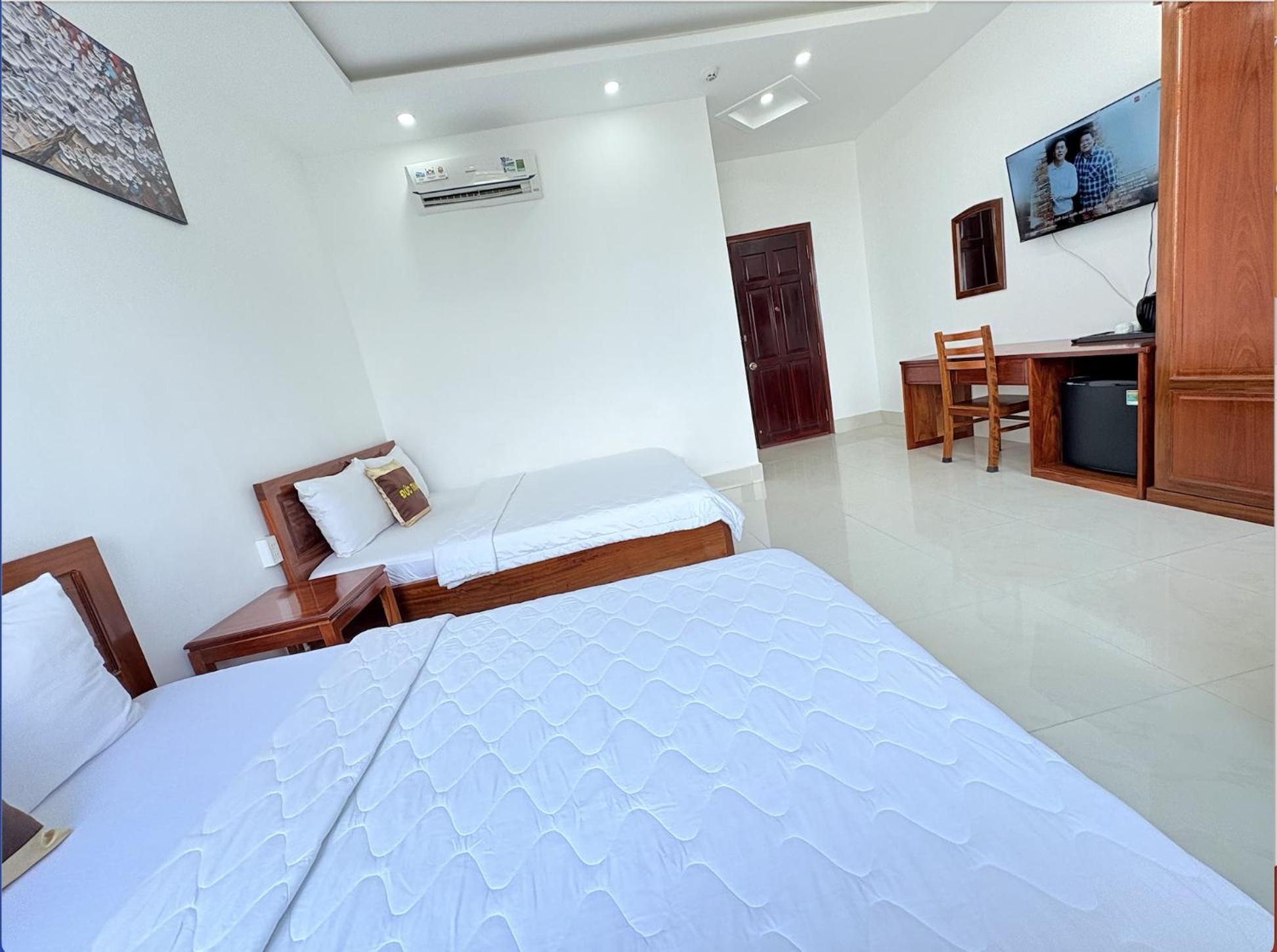 Quadruple Room with Balcony