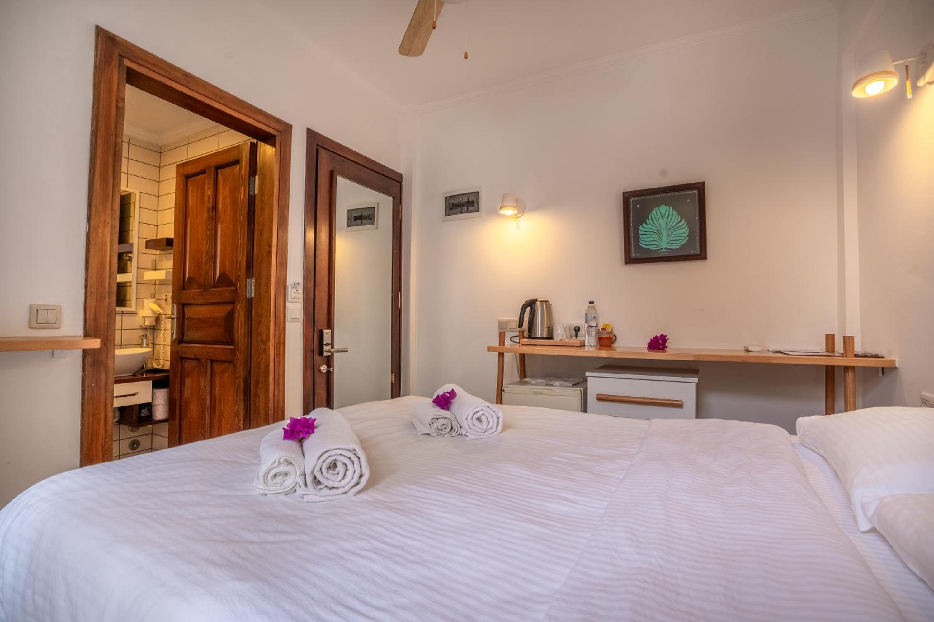 Single Room with Bathroom