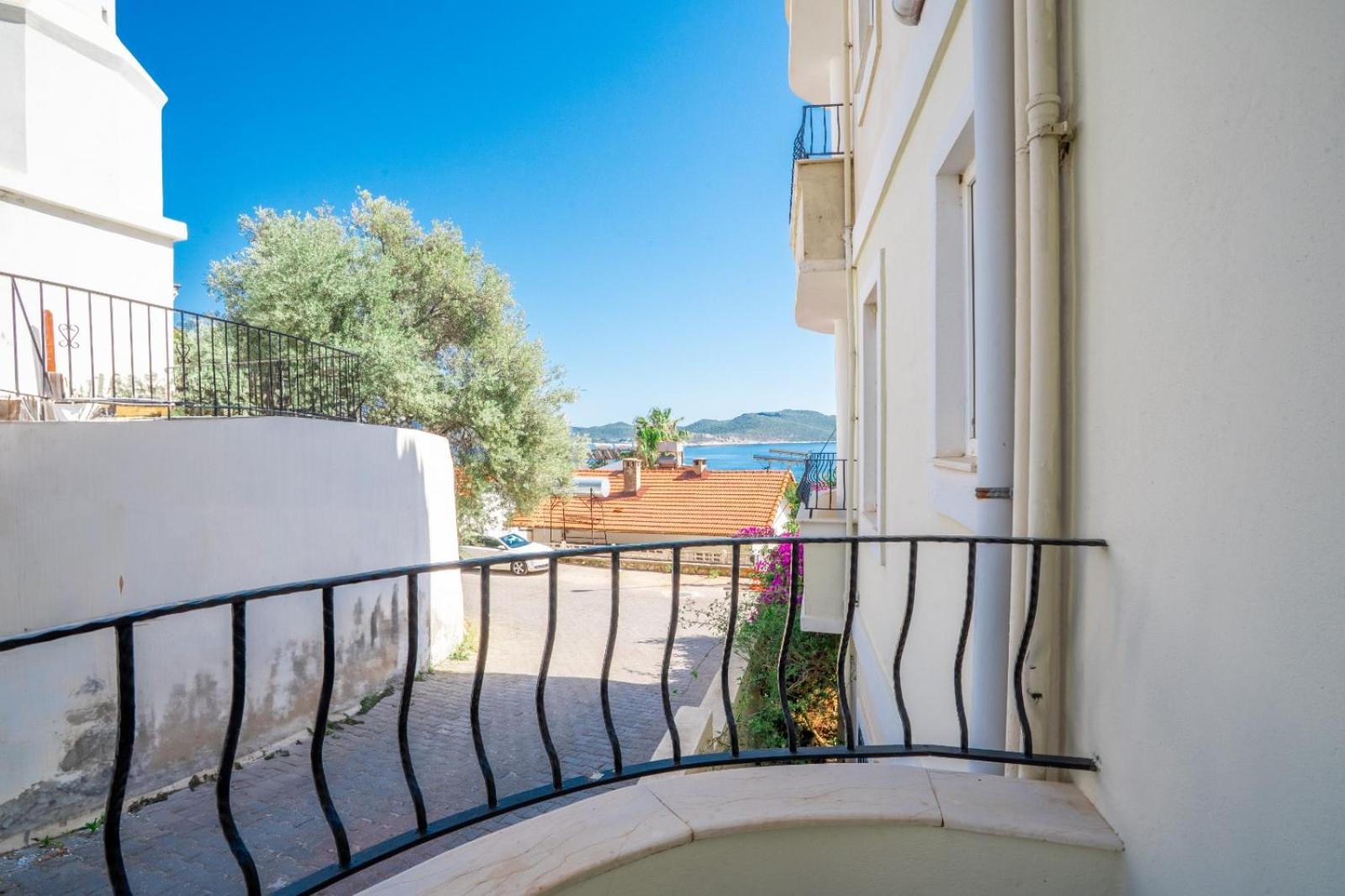 Apartment with Sea View - Photo 1