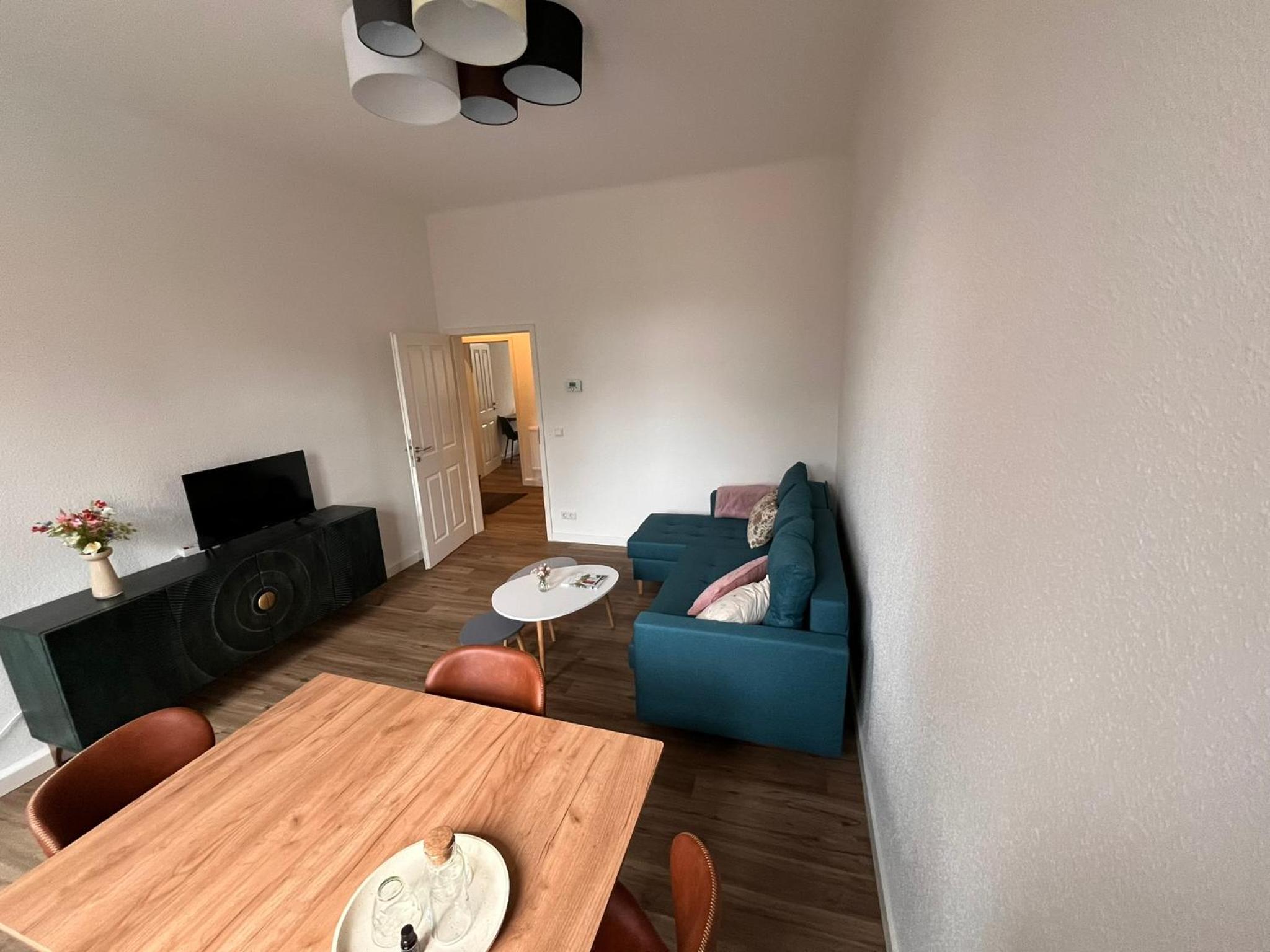 One-Bedroom Apartment with Balcony photo 3