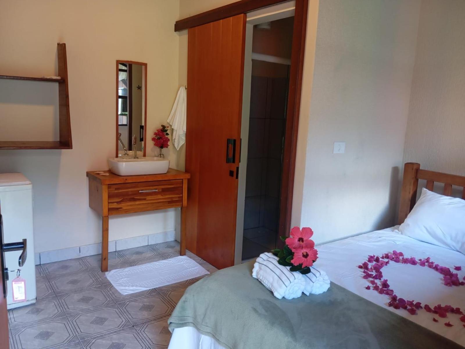 Budget Double Room photo 2