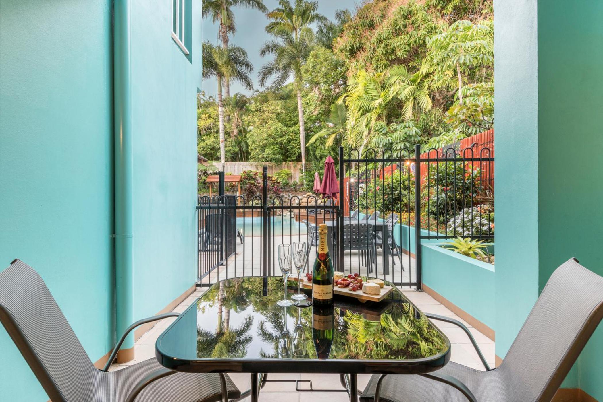 1 Bedroom Pool Access (Adults Only) - Photo 9