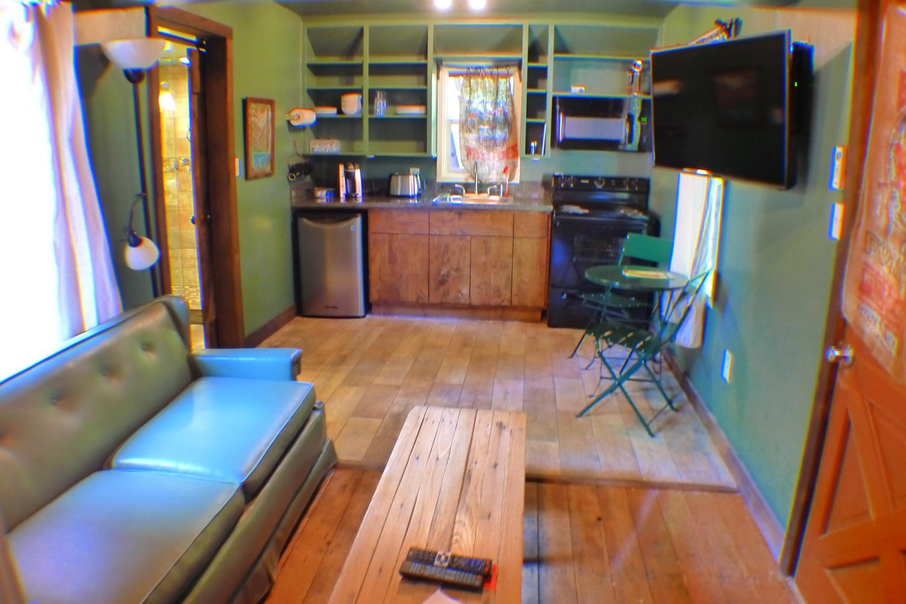 One Bedroom Cabin with Kitchen #6 - Photo 6