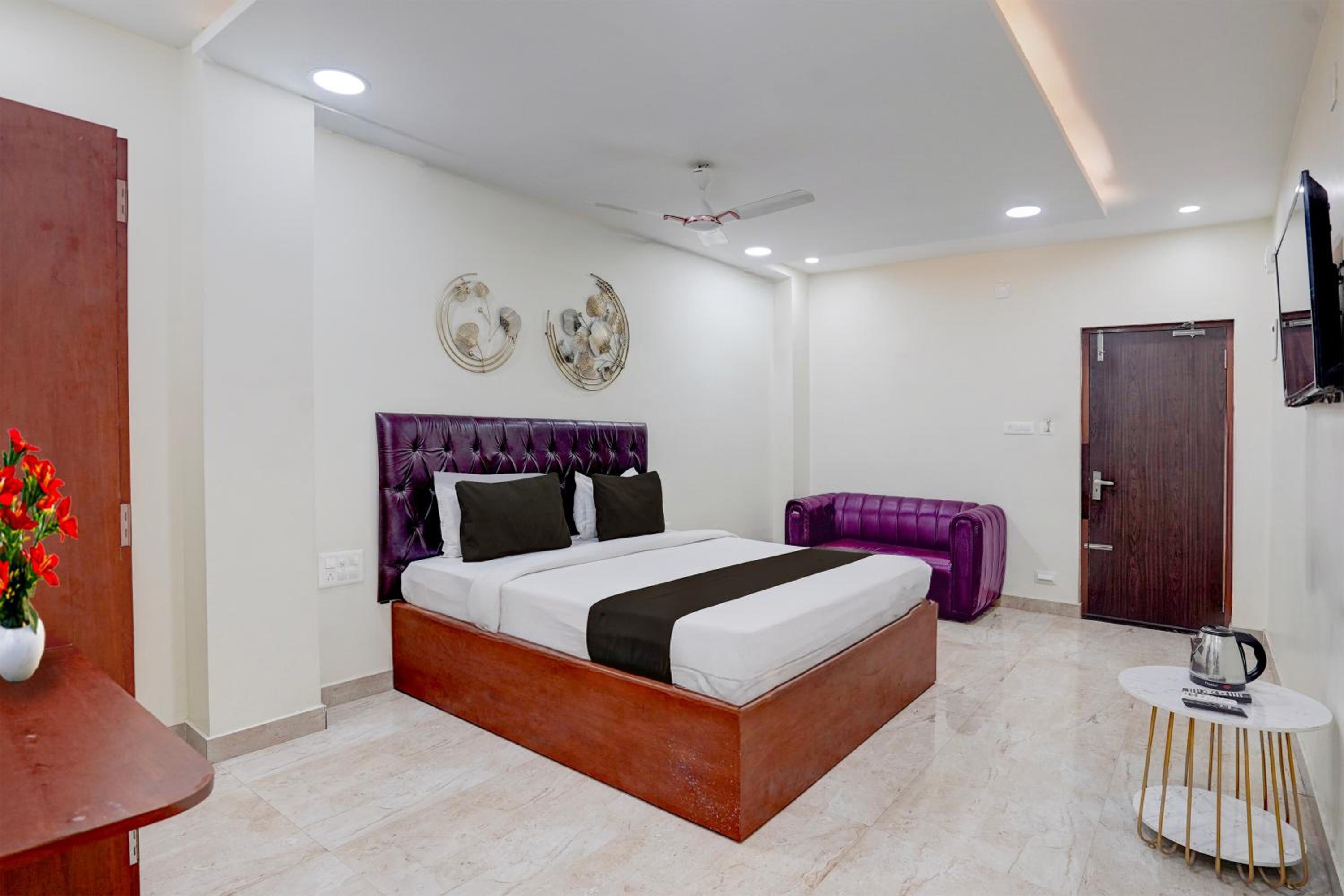Deluxe Double or Twin Room photo 1