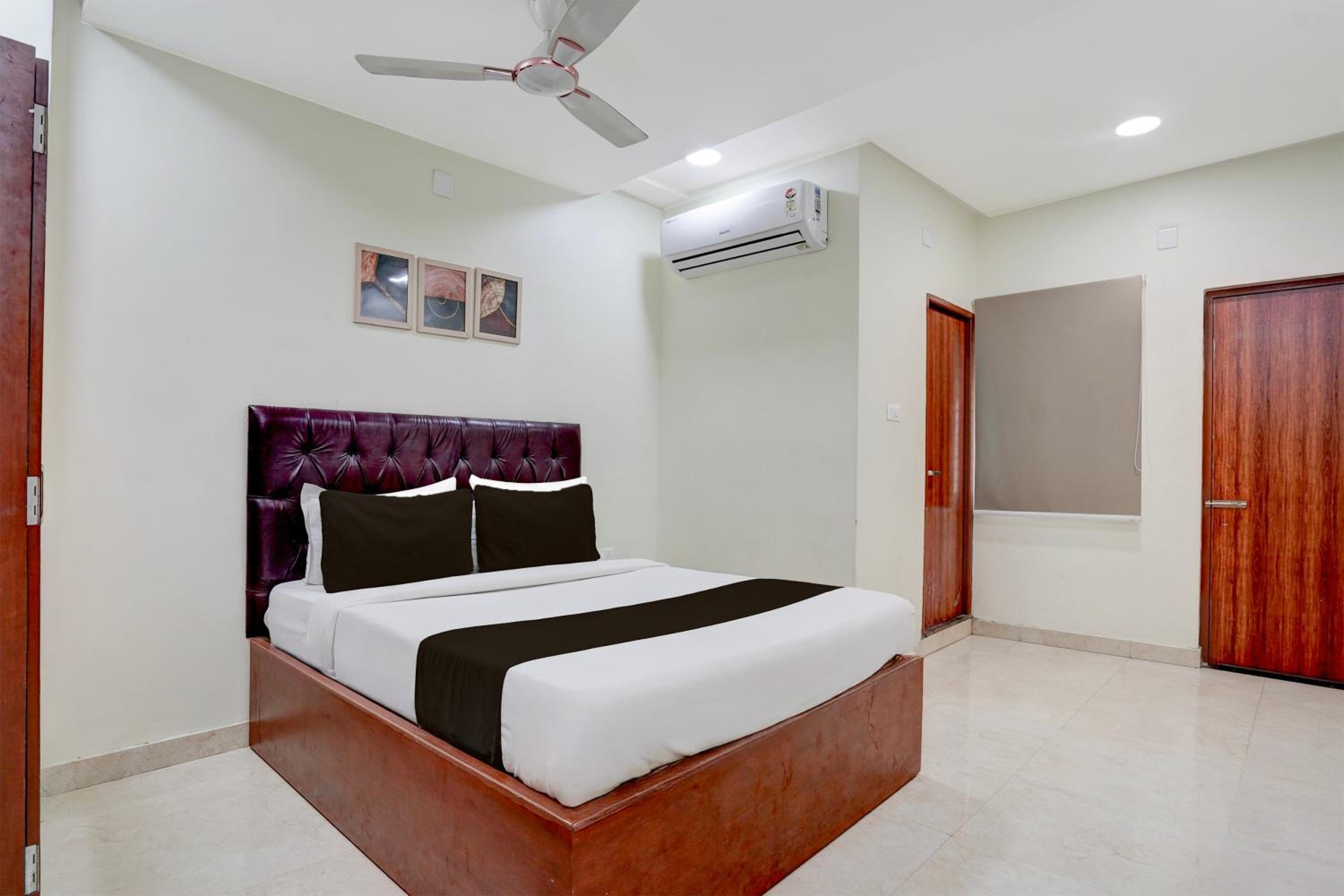 Deluxe Double or Twin Room photo 2