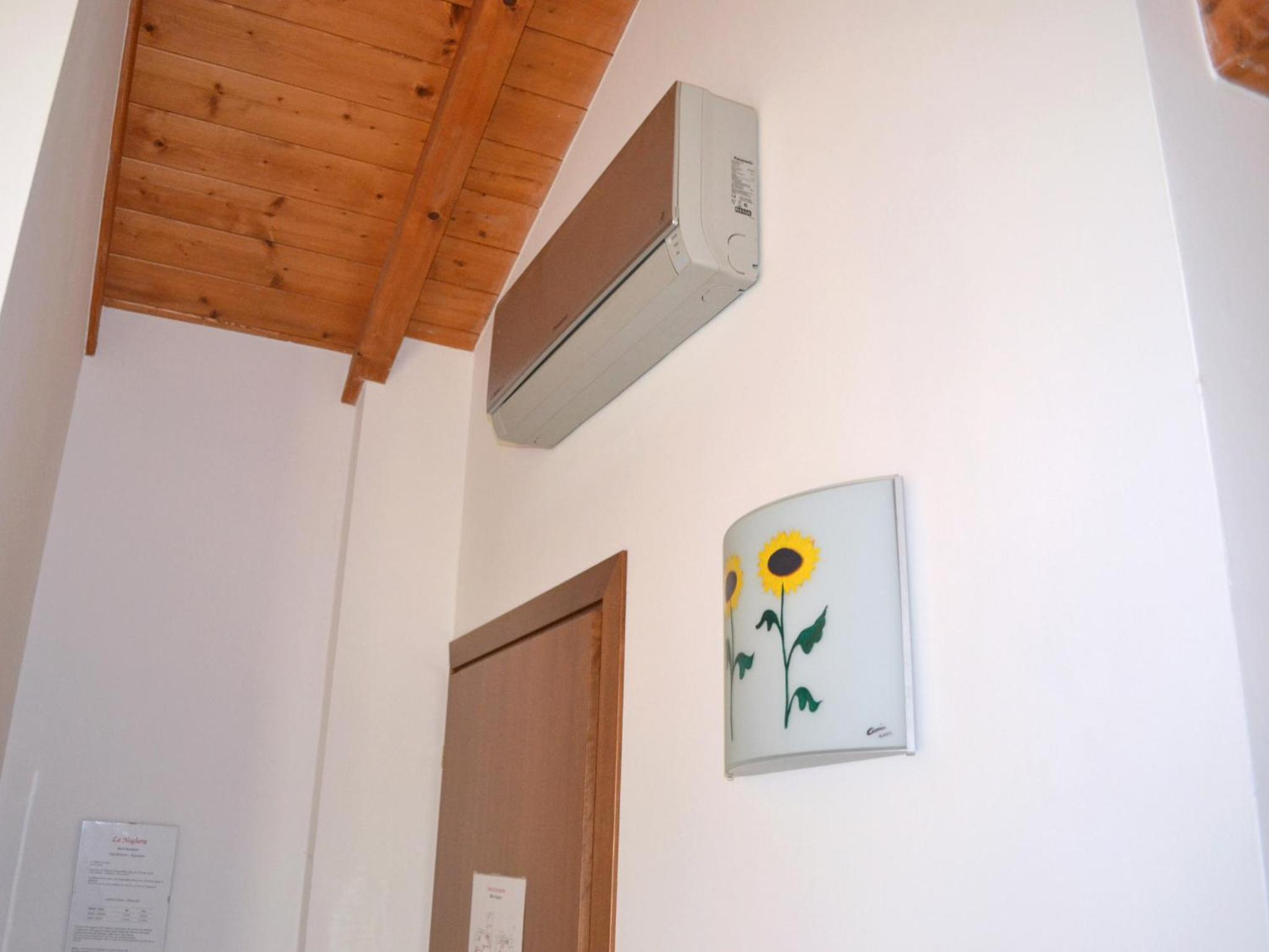 Double Room - Photo 7