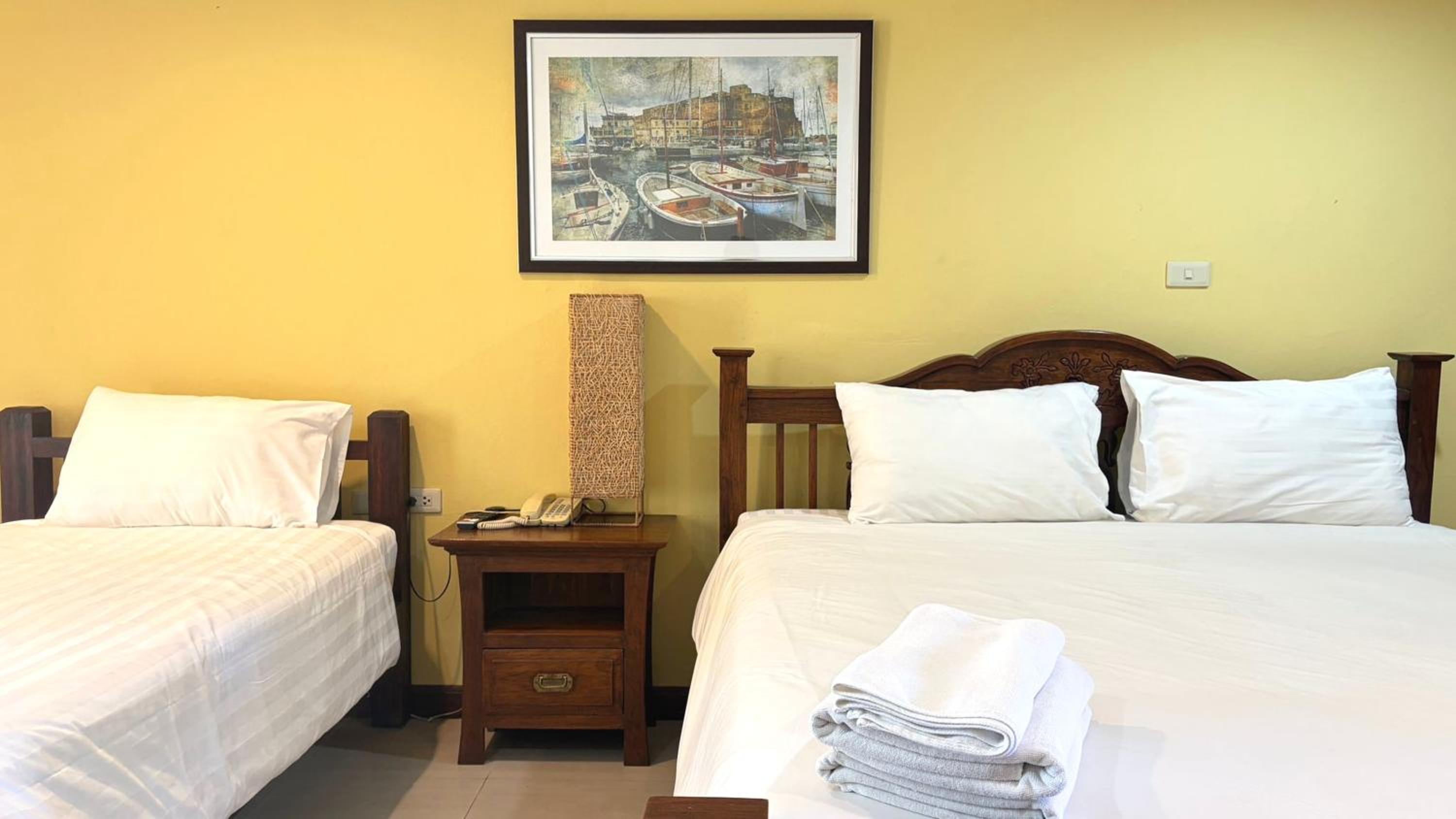 Deluxe Triple Room - Photo 7