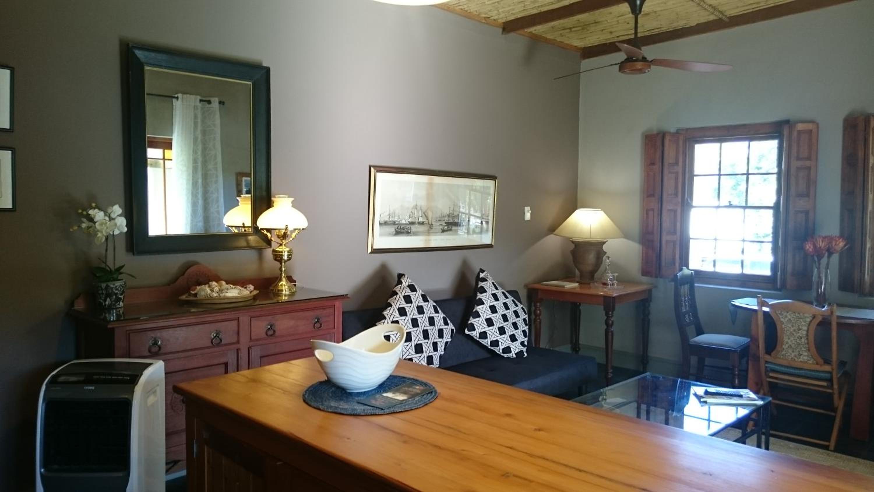 Abigail's Garden Cottage - Self Catering - Photo 16