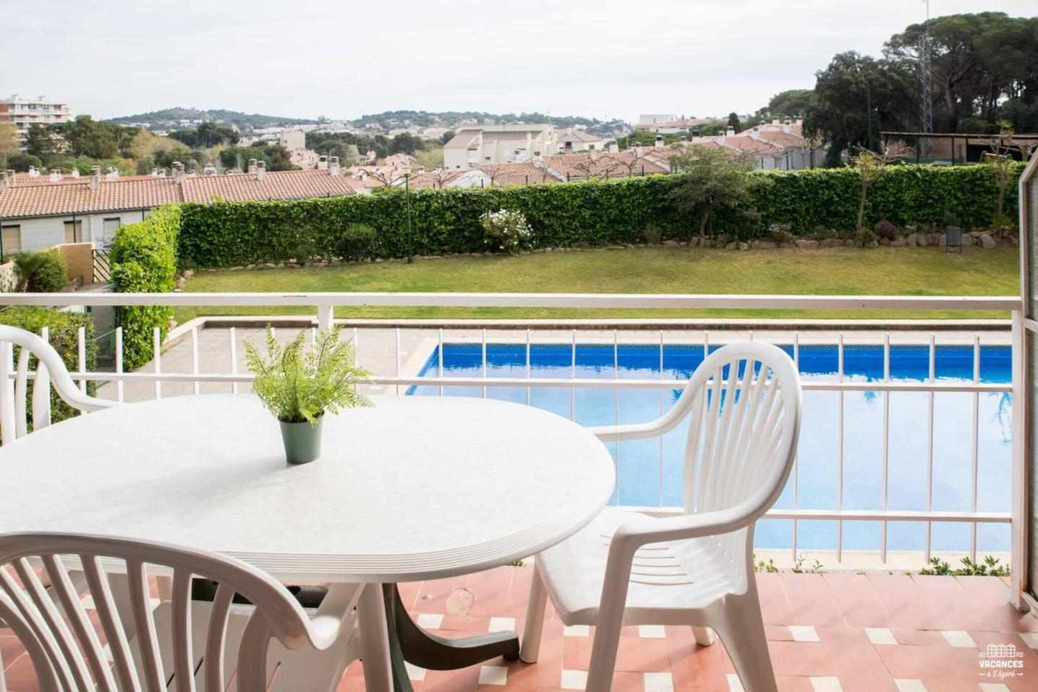 One-Bedroom Apartment with Balcony