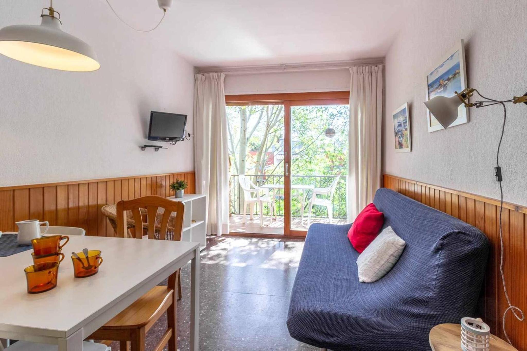 One-Bedroom Apartment with Balcony